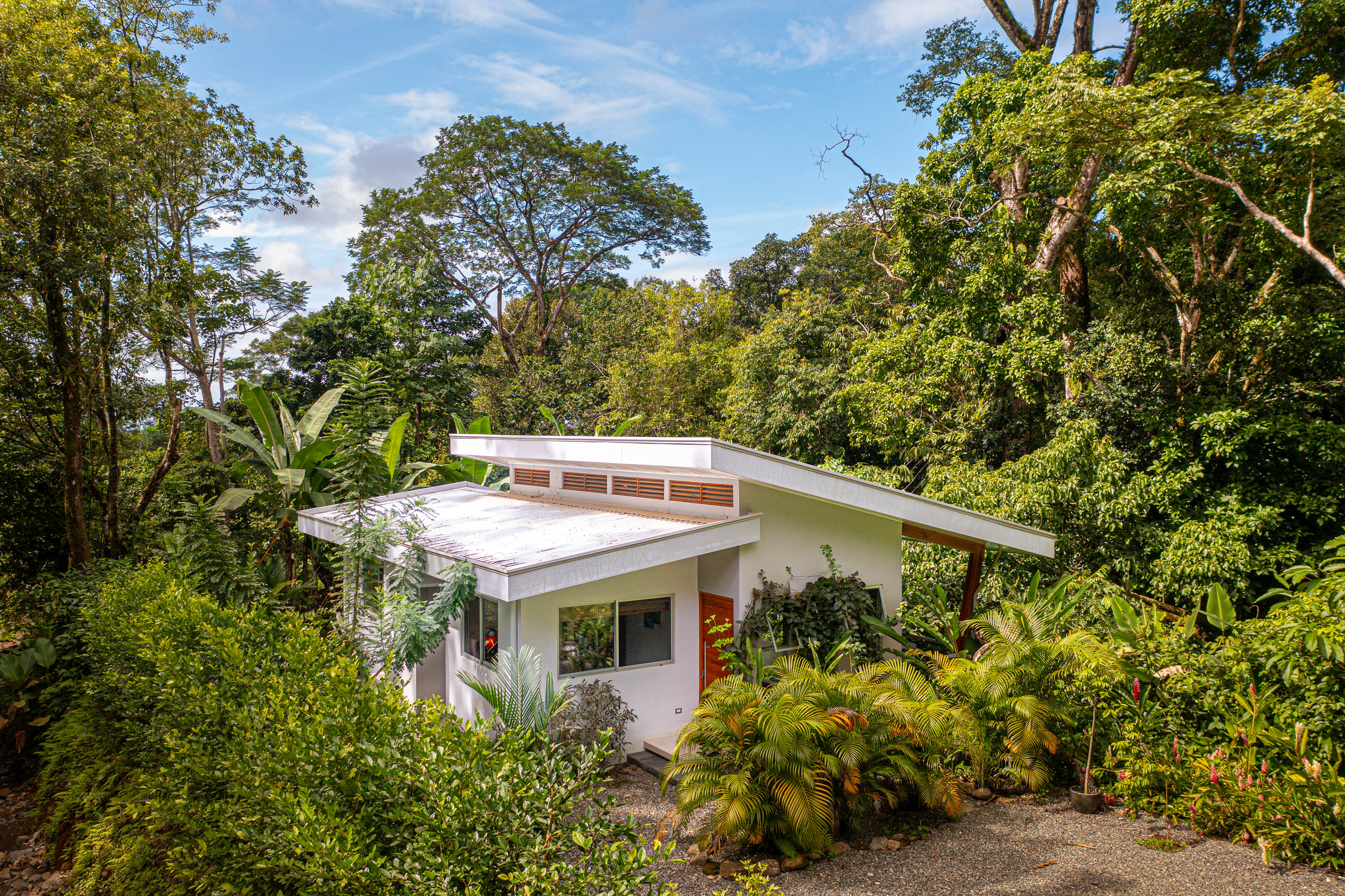 2 bed Single Family Homes For Sale in Ojochal, Puntarenas - thumb 20