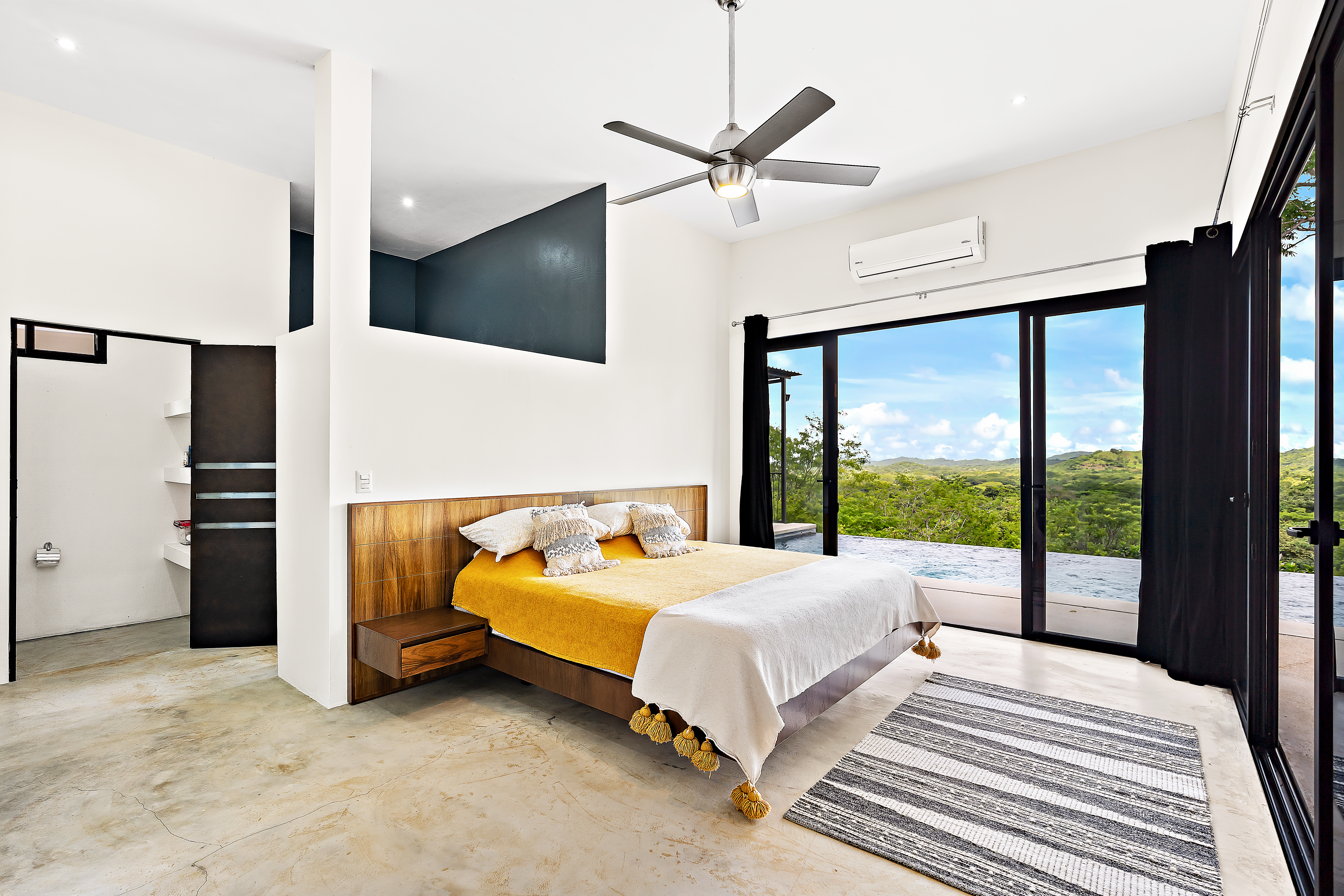 5 bed Single Family Homes For Sale in Tamarindo, Guanacaste - thumb 15