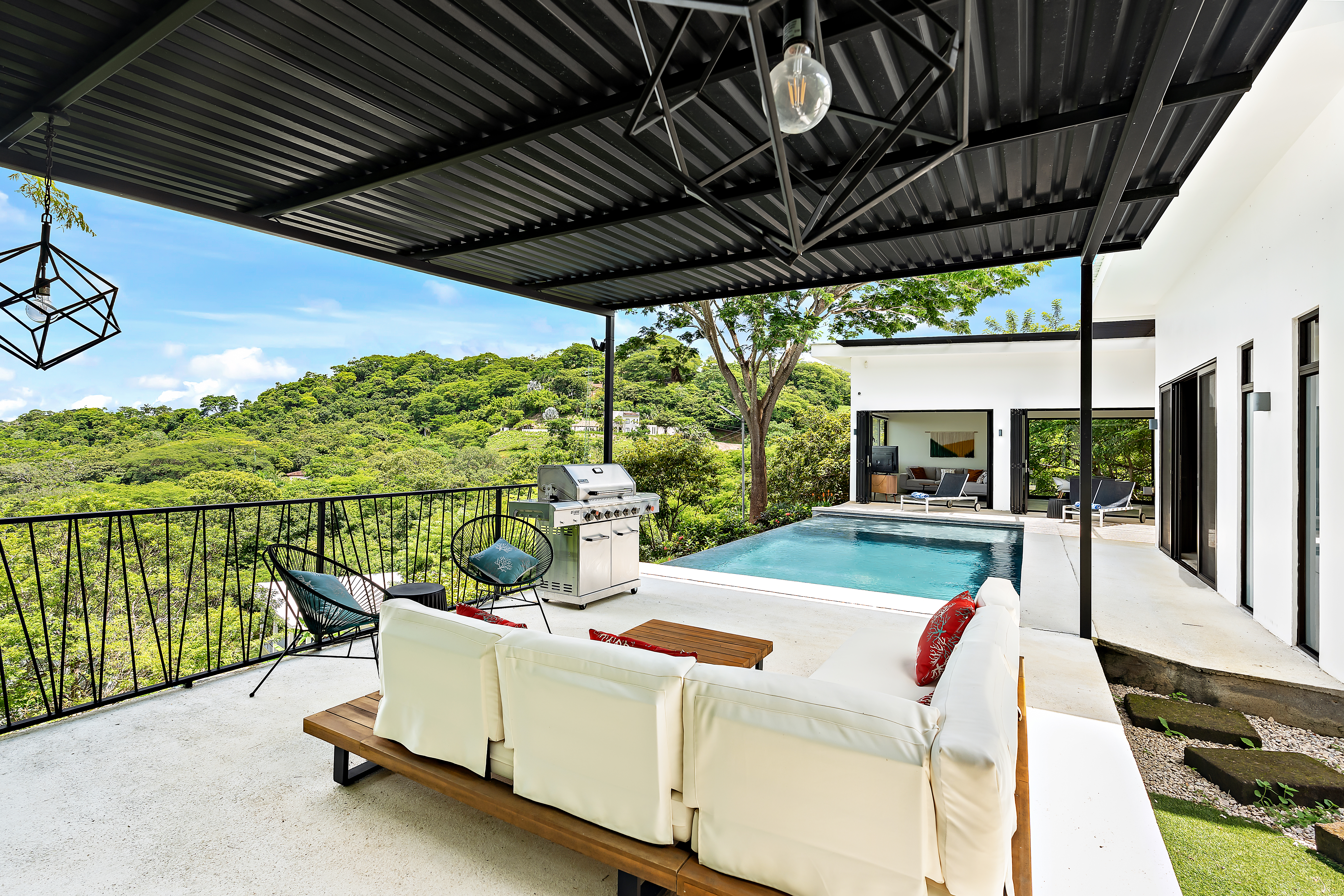 5 bed Single Family Homes For Sale in Tamarindo, Guanacaste - thumb 2