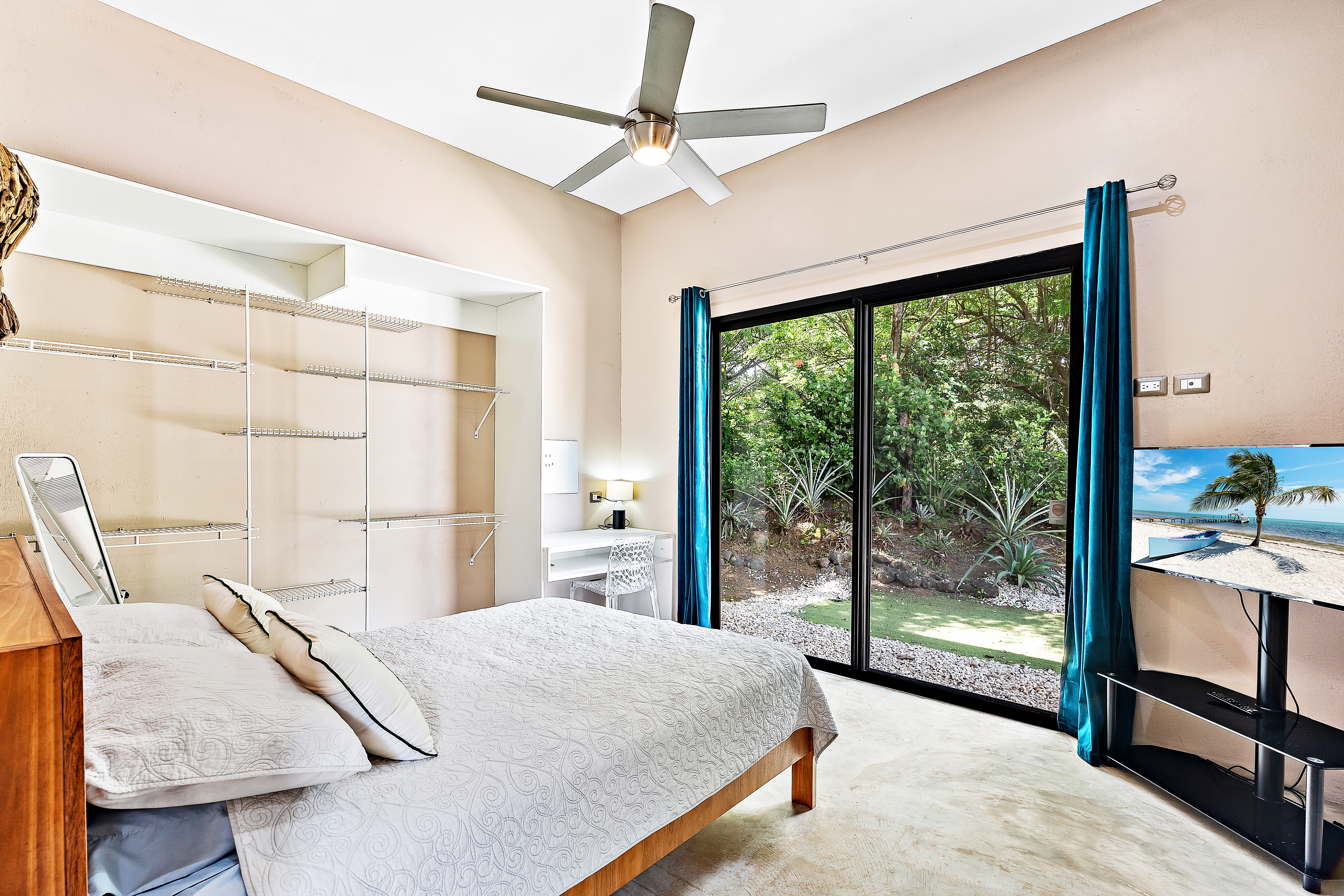 5 bed Single Family Homes For Sale in Tamarindo, Guanacaste - thumb 10