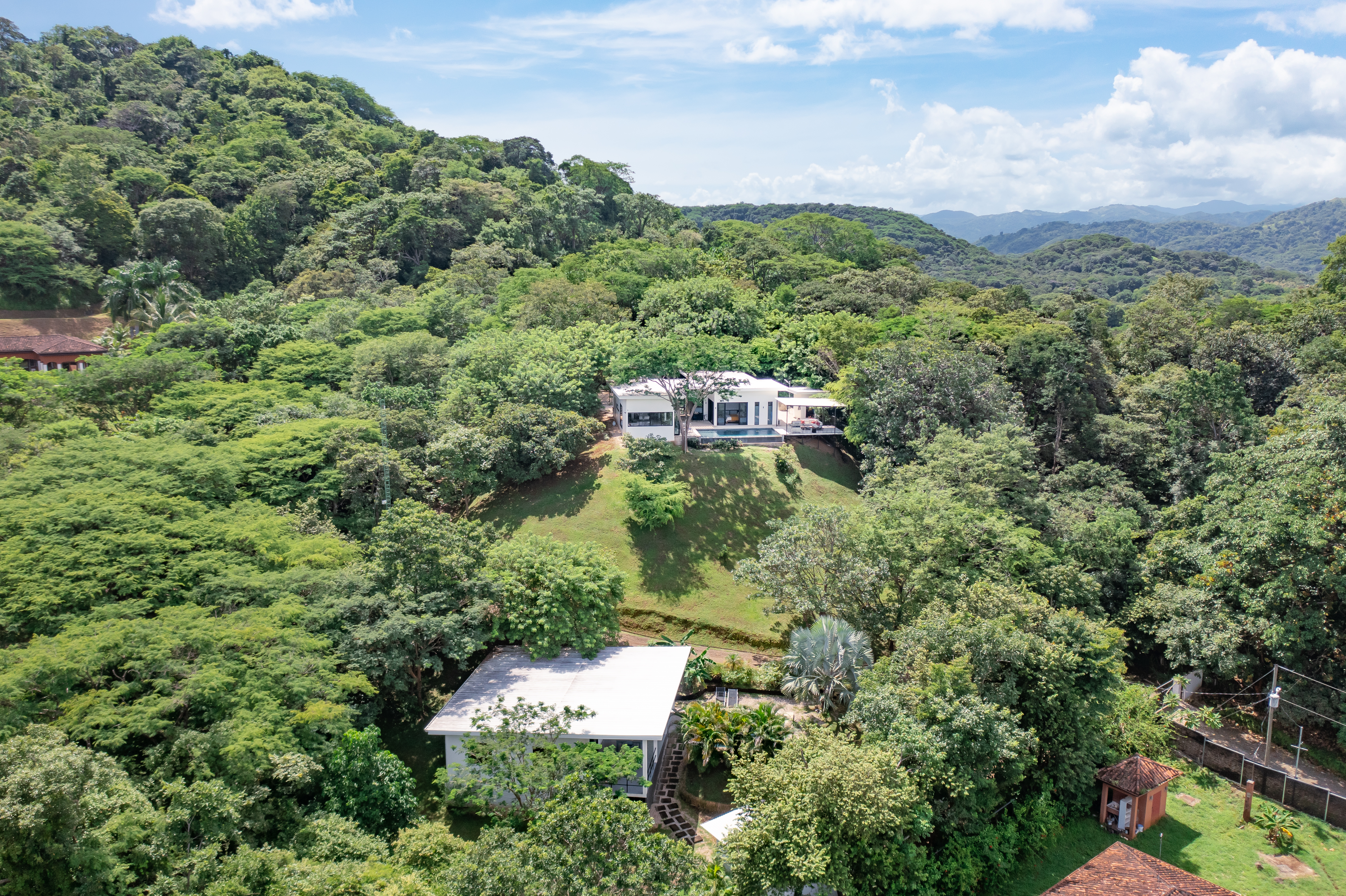 5 bed Single Family Homes For Sale in Tamarindo, Guanacaste - thumb 19
