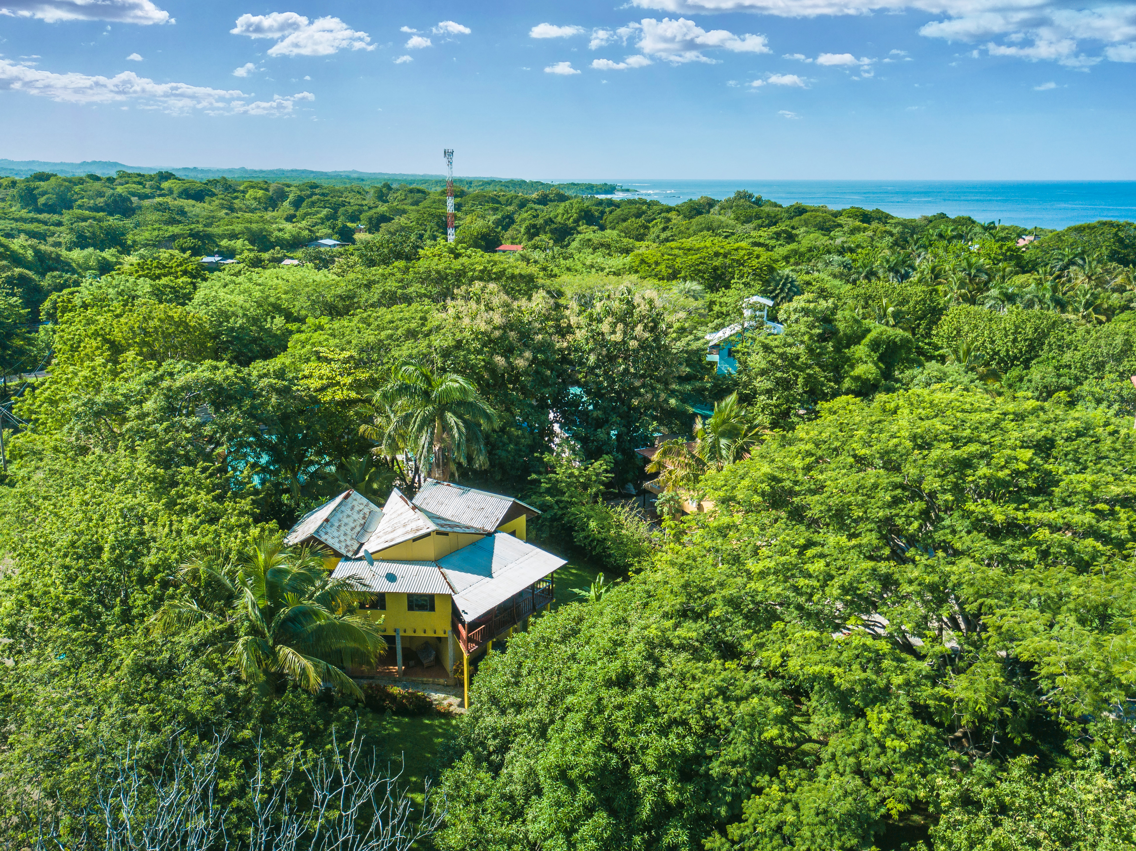 4 bed Single Family Homes For Sale in Junquillal, Guanacaste - thumb 7