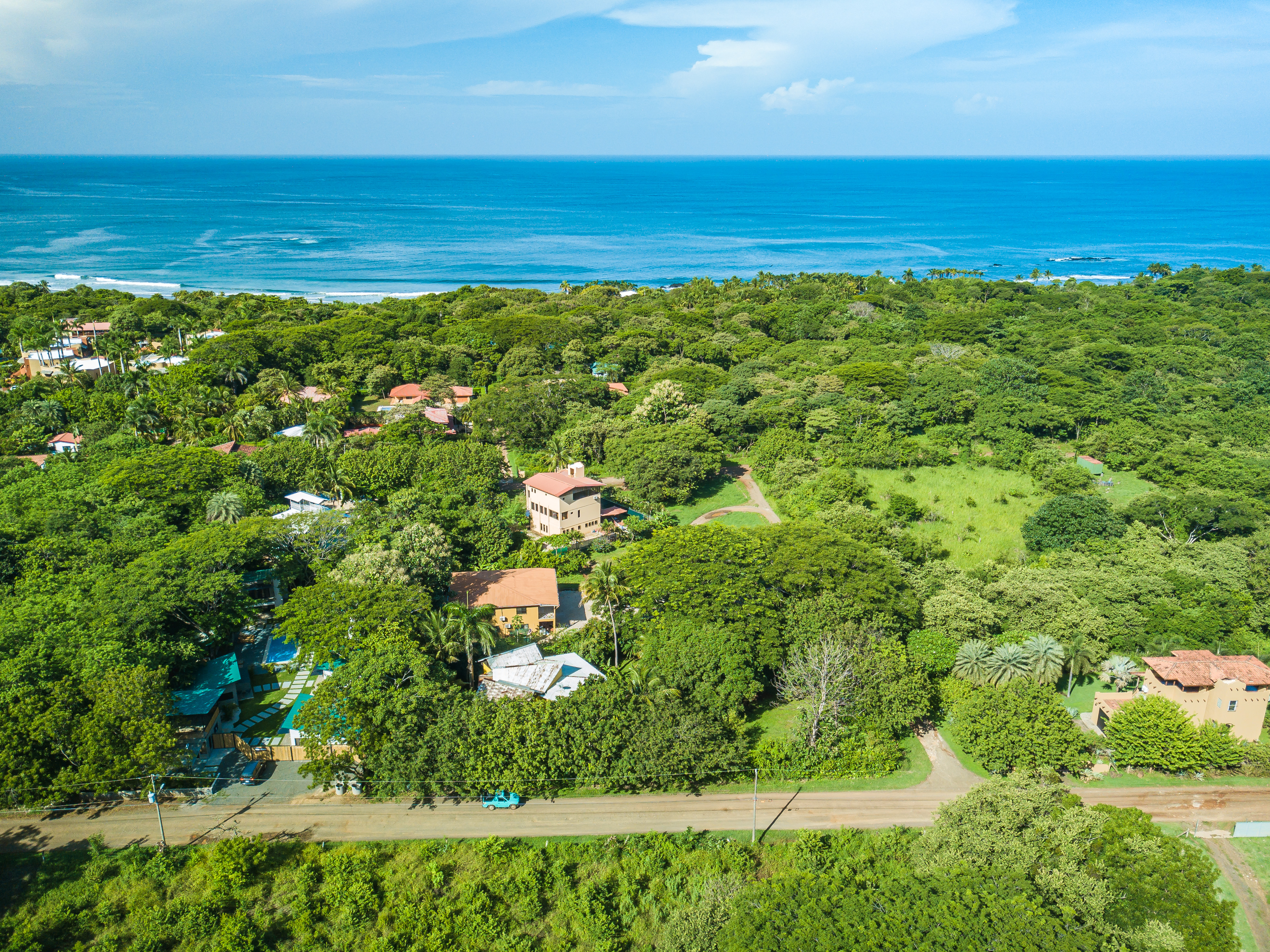 4 bed Single Family Homes For Sale in Junquillal, Guanacaste - thumb 2