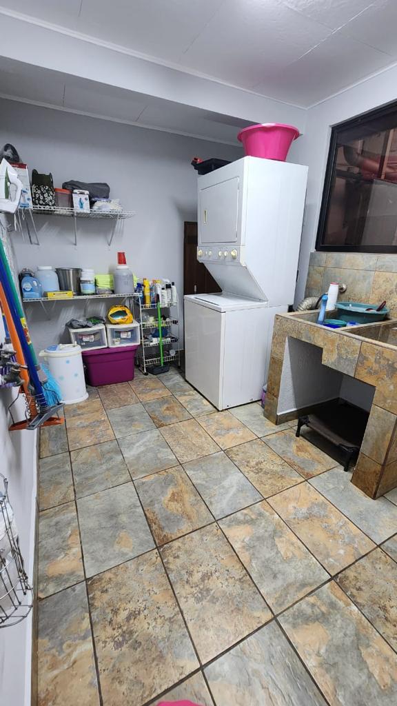 5 bed Single Family Homes For Sale in Curridabat, San Jose - thumb 10