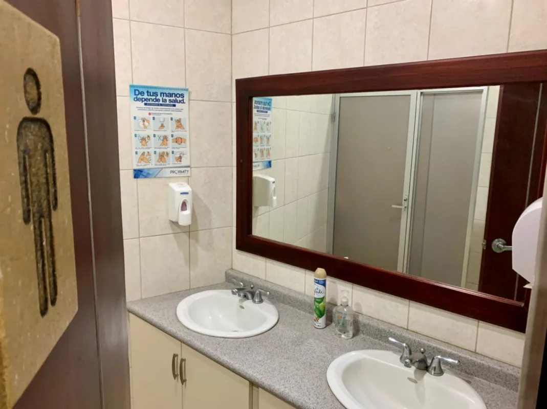 1 bed Commercial For Rent in Escazu, San Jose - thumb 7