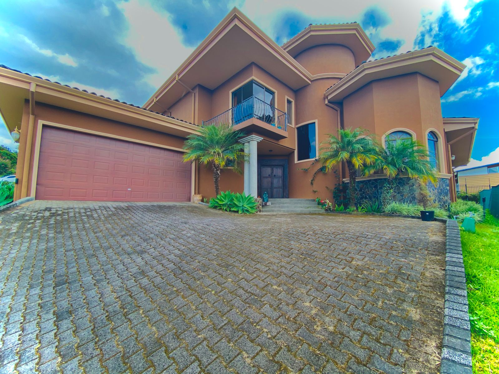 3 bed Condo For Sale in Curridabat, San Jose - thumb 2