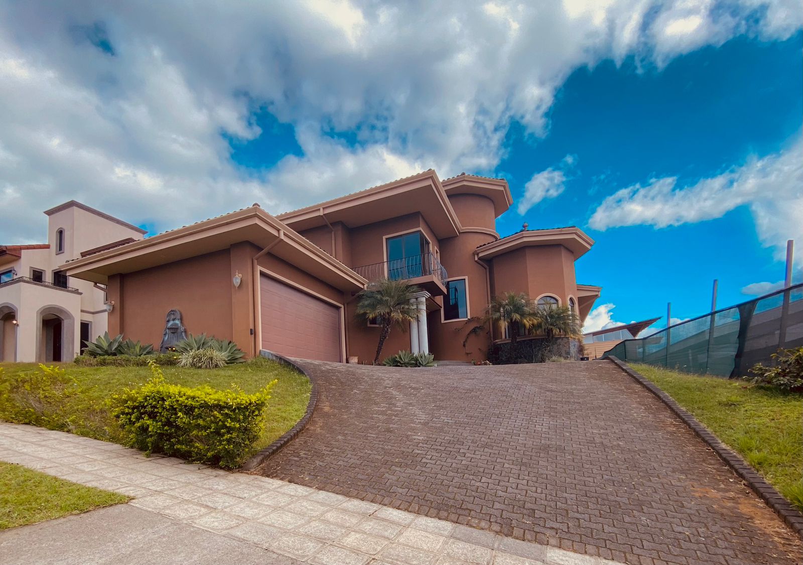 3 bed Condo For Sale in Curridabat, San Jose - thumb 1