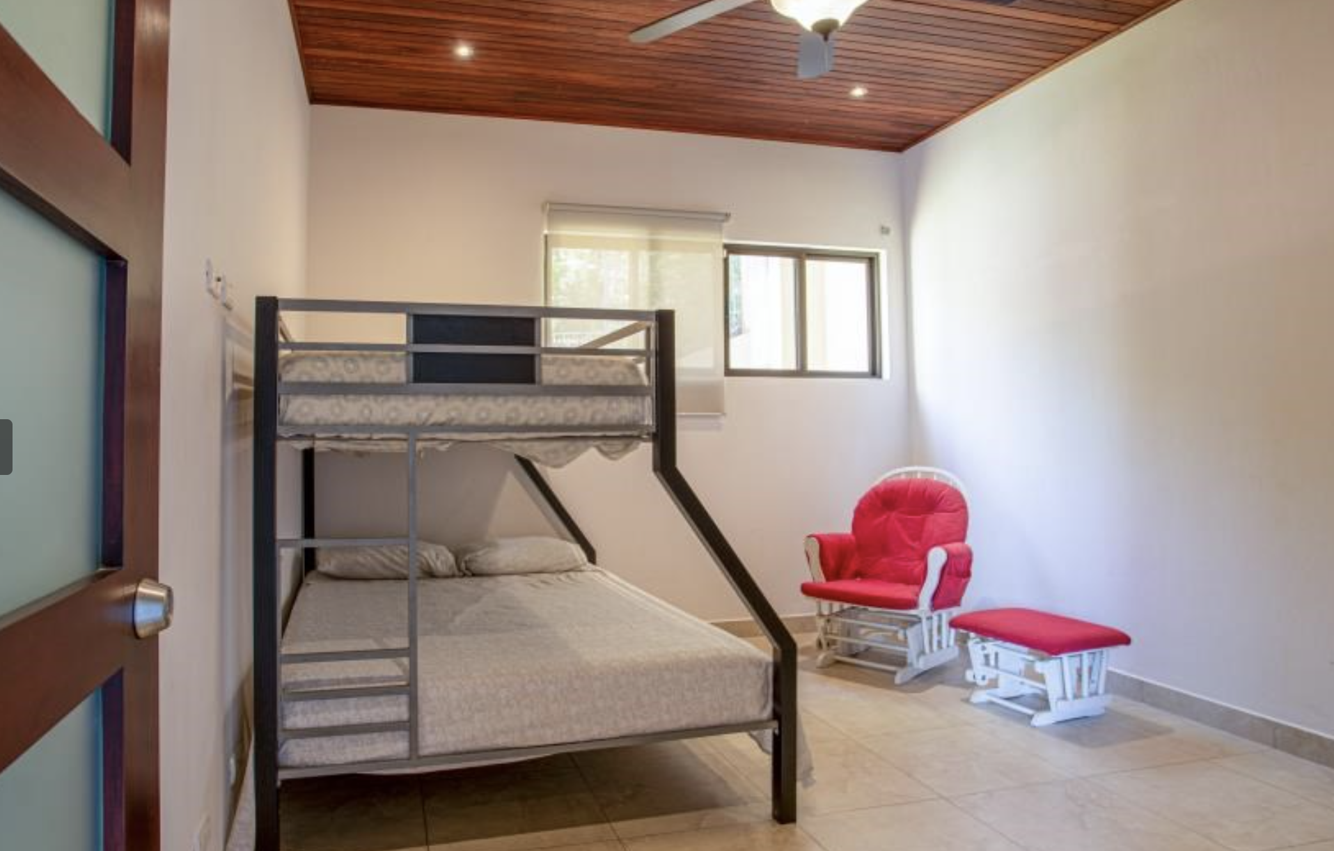 4 bed Single Family Homes For Sale in Atenas, Alajuela - thumb 24