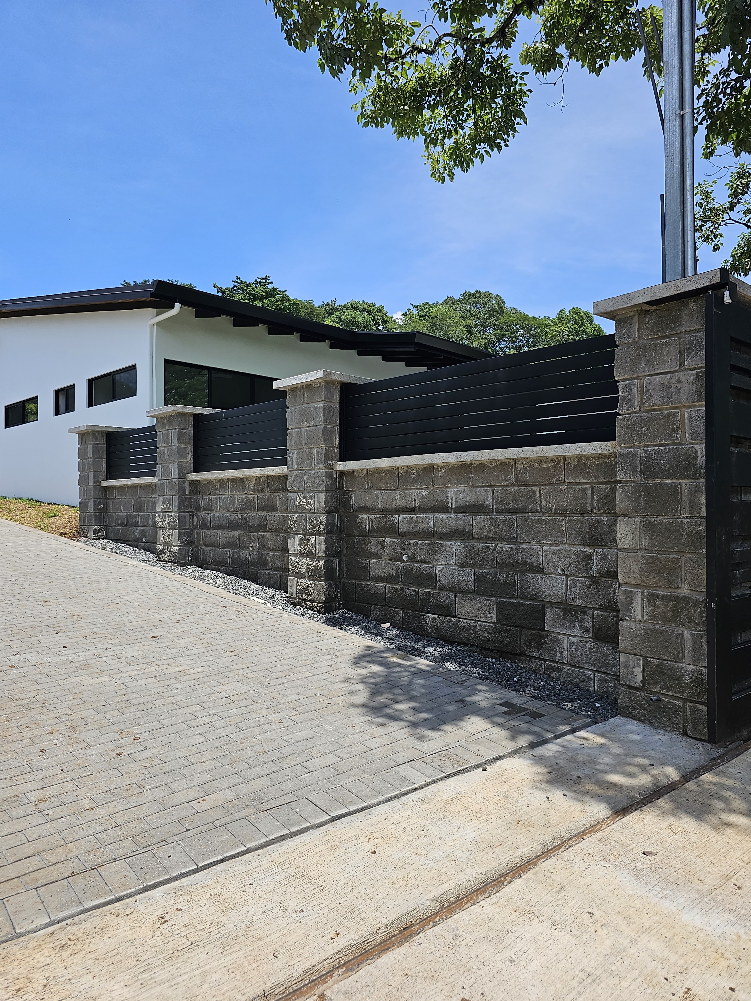 3 bed Single Family Homes For Sale in Atenas, Alajuela - thumb 1