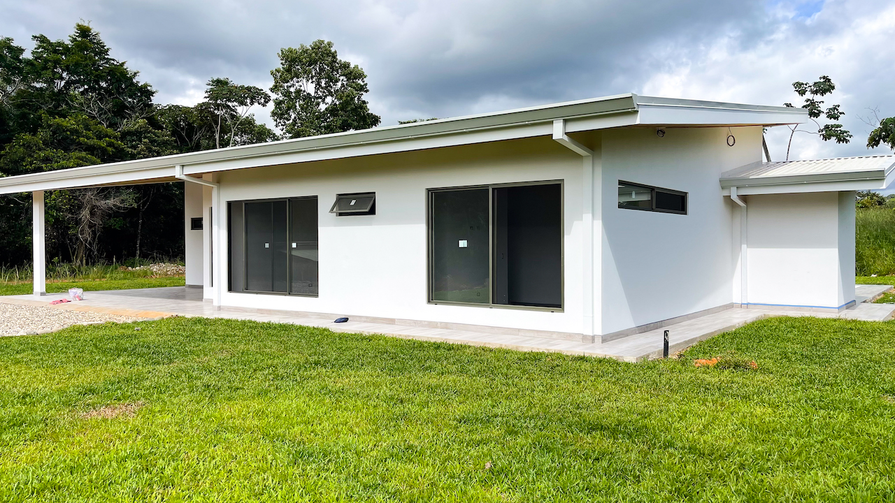 3 bed Single Family Homes For Sale in Ojochal, Puntarenas - thumb 3