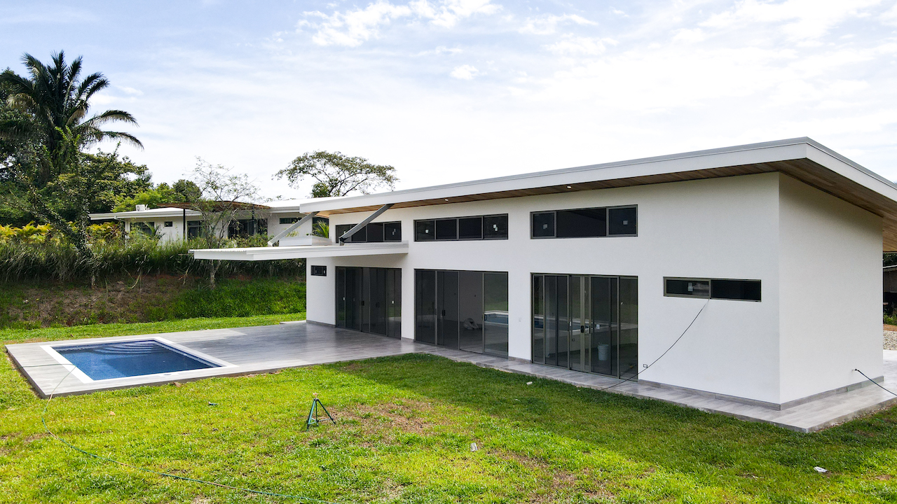 3 bed Single Family Homes For Sale in Ojochal, Puntarenas - thumb 2