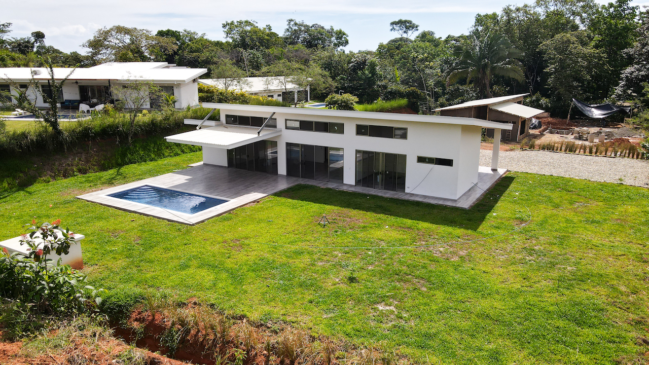 3 bed Single Family Homes For Sale in Ojochal, Puntarenas - thumb 8