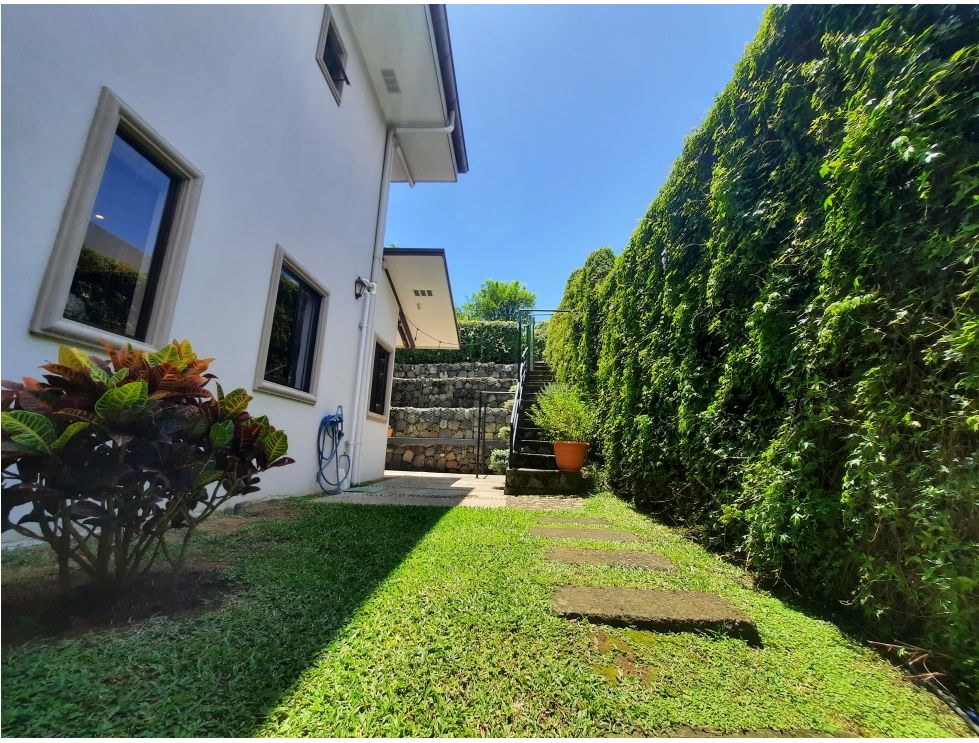 4 bed Single Family Homes For Sale in Tres Ríos, Cartago - thumb 20