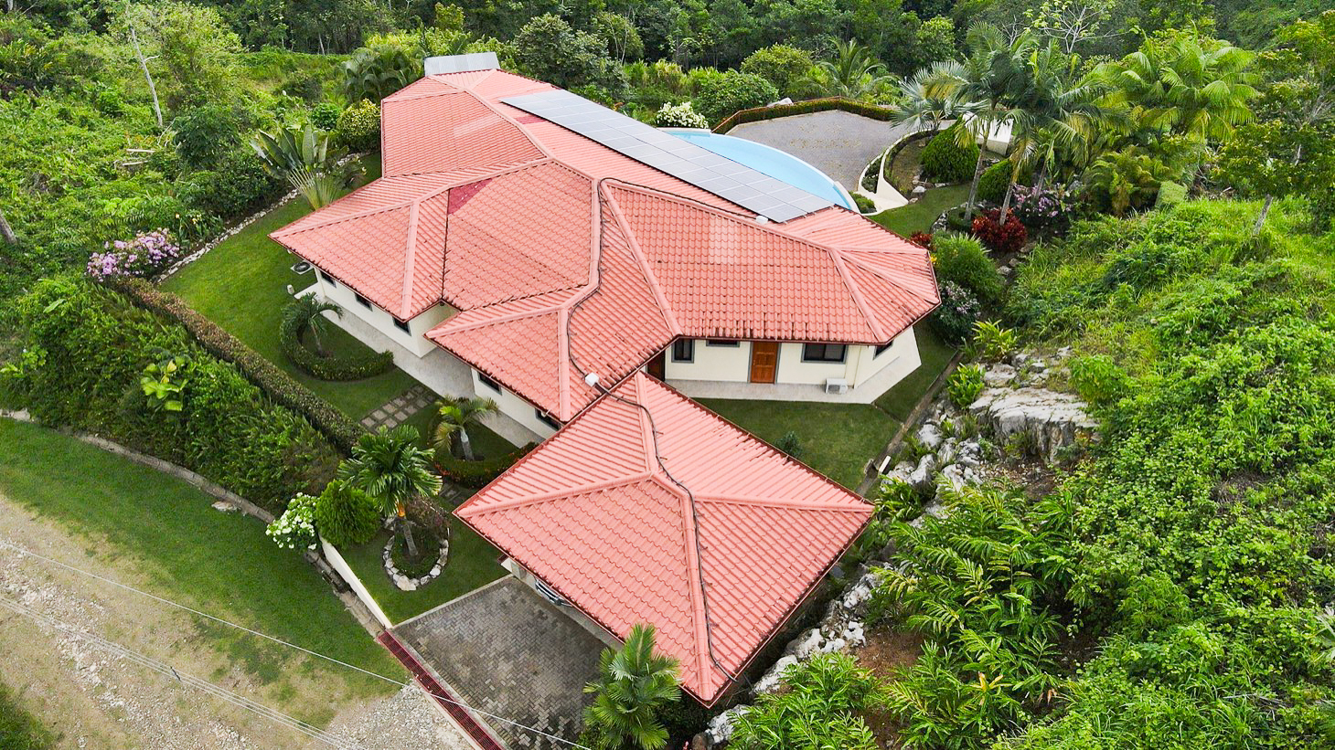 3 bed Single Family Homes For Sale in Ojochal, Puntarenas - thumb 2