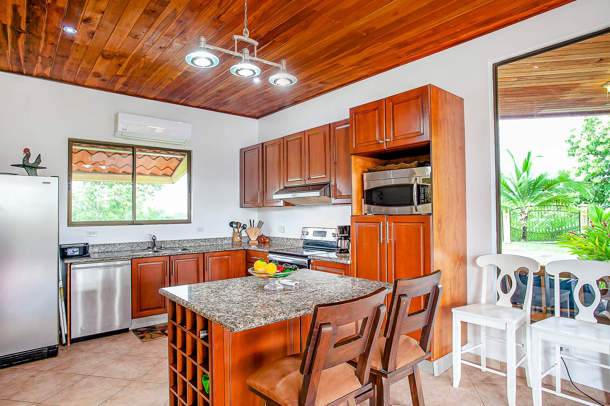 7 bed Single Family Homes For Sale in Manuel Antonio, Puntarenas - thumb 18