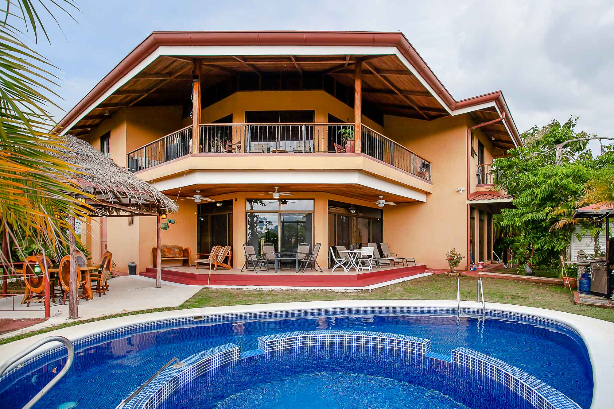 7 bed Single Family Homes For Sale in Manuel Antonio, Puntarenas - thumb 2