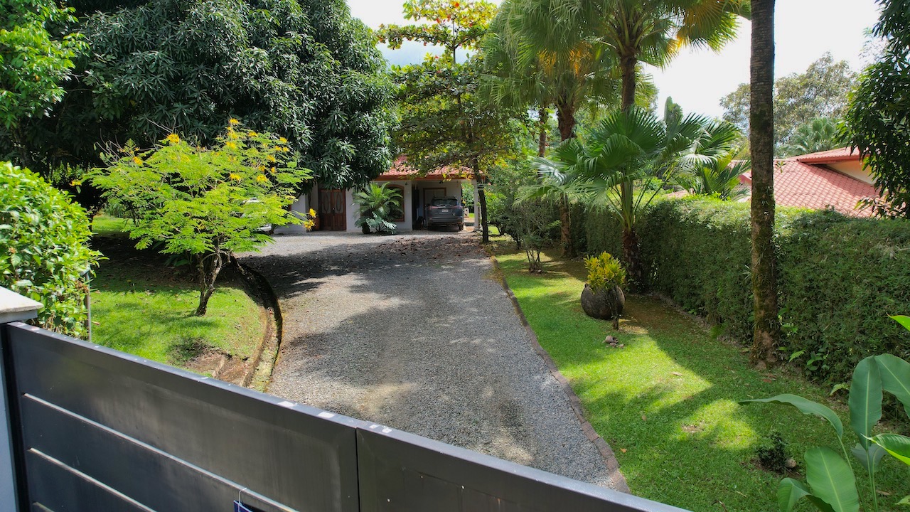 2 bed Single Family Homes For Sale in Ojochal, Puntarenas - thumb 6