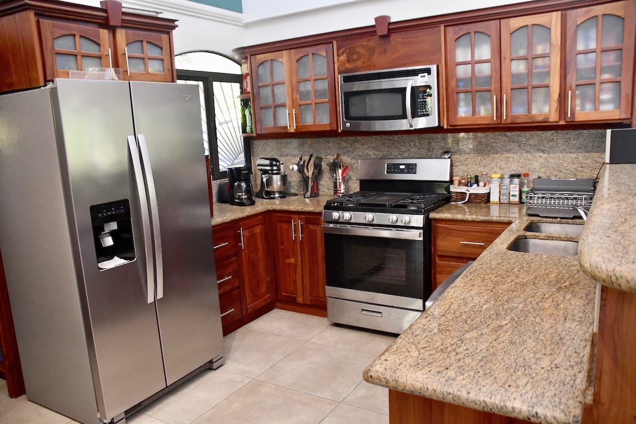 2 bed Single Family Homes For Sale in Ojochal, Puntarenas - thumb 15