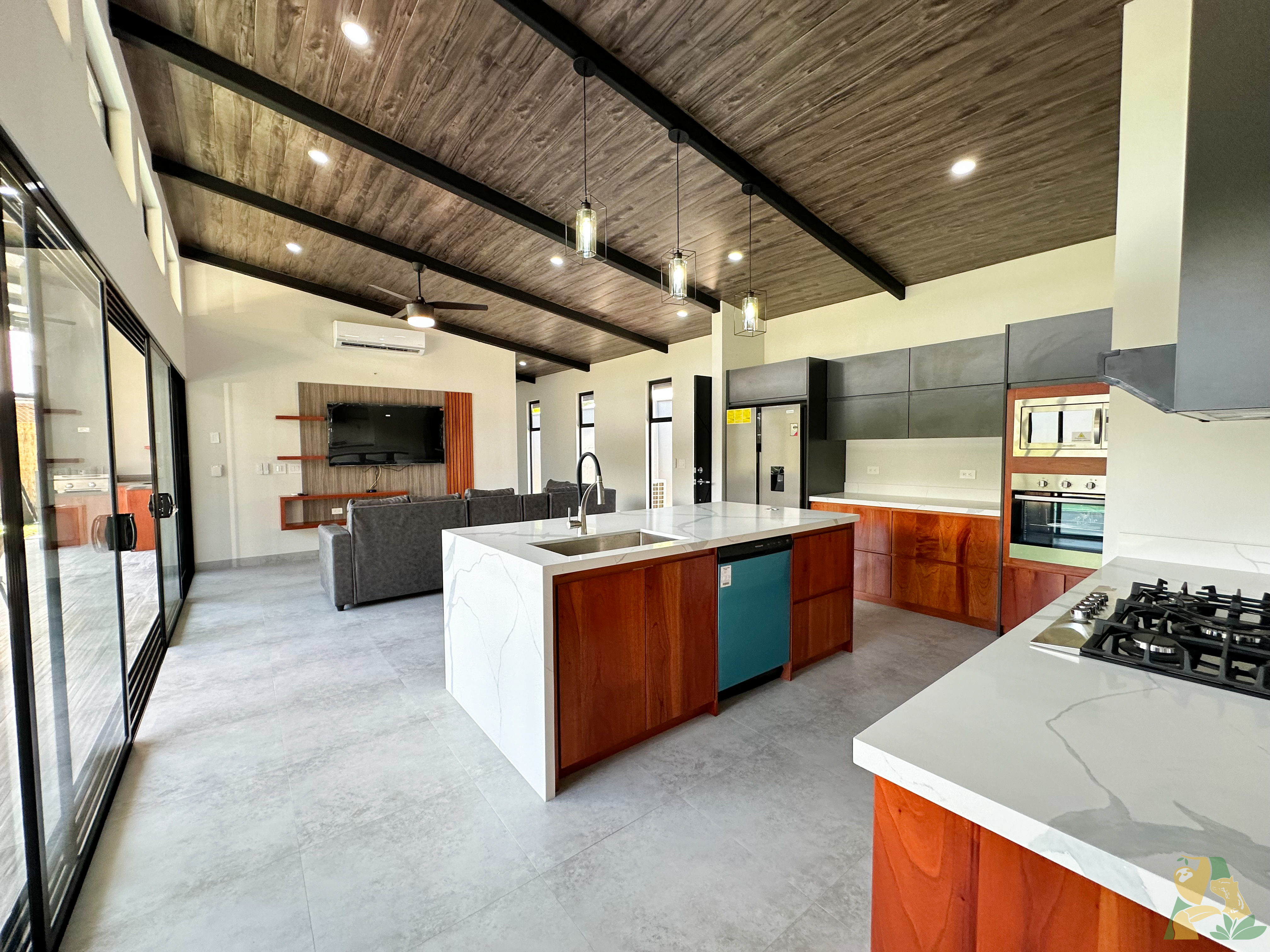 3 bed Single Family Homes For Sale in Uvita, Puntarenas - thumb 7