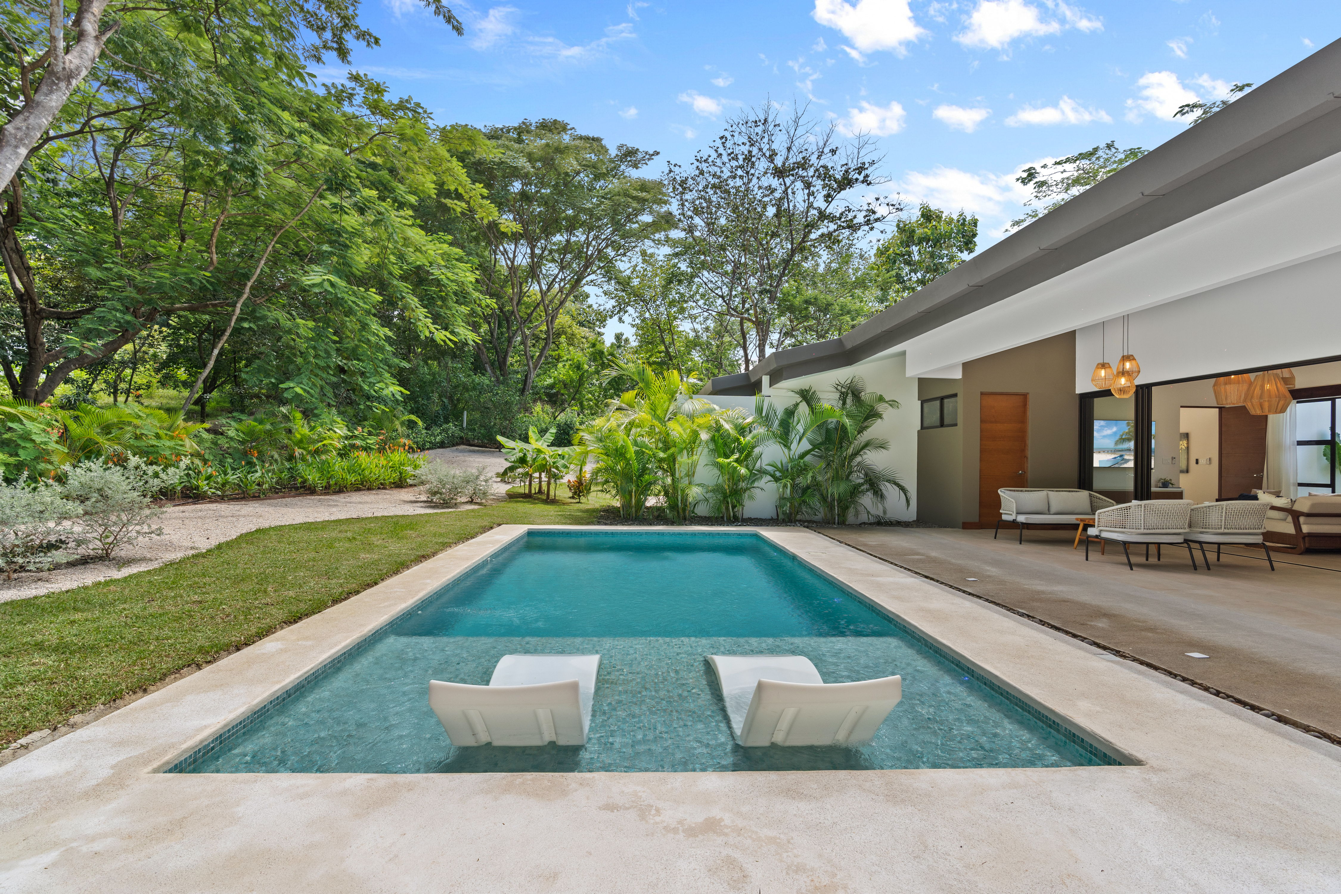 3 bed Single Family Homes For Sale in Tamarindo, Guanacaste - thumb 2