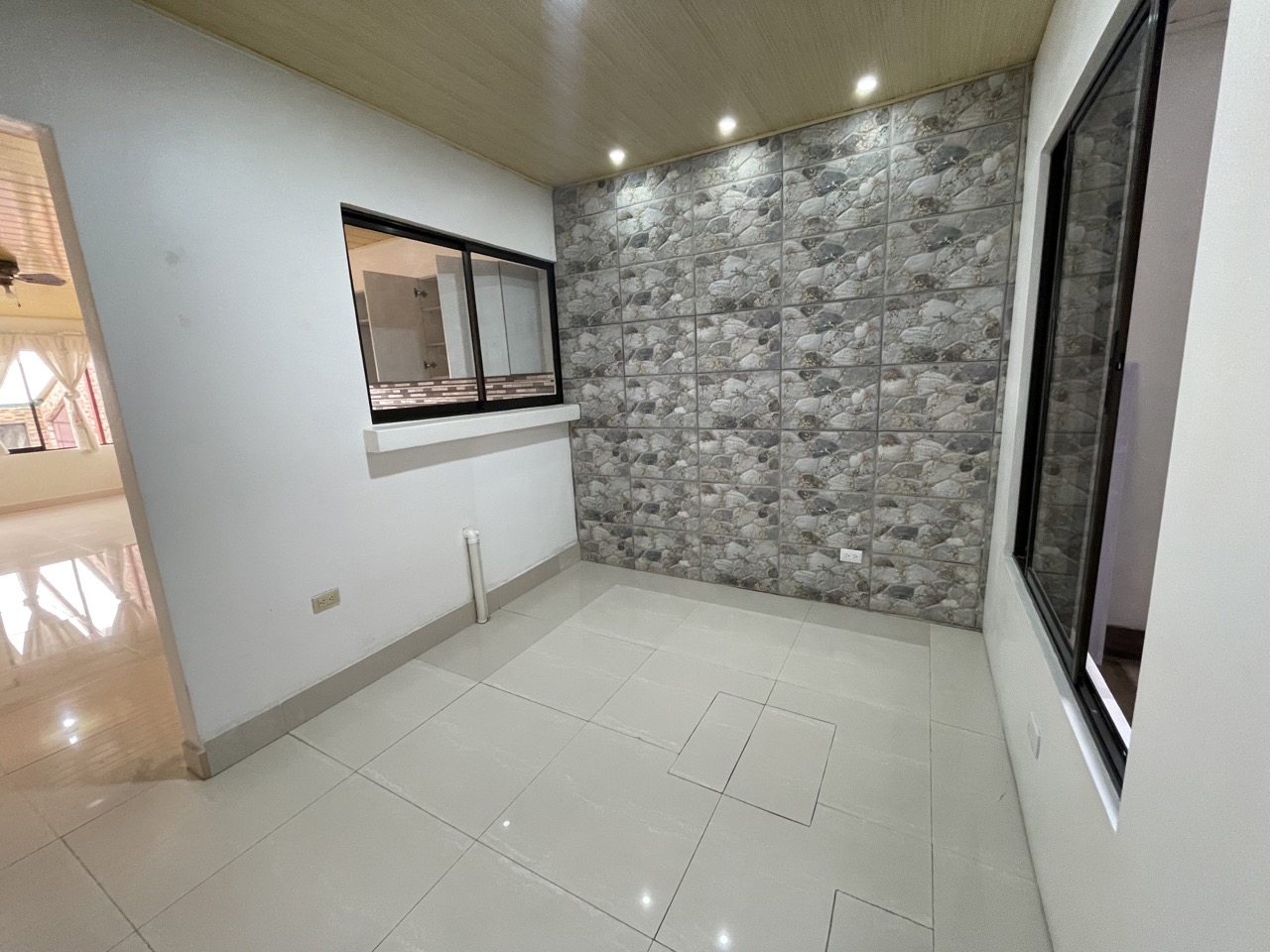 2 bed Single Family Homes For Sale in Pozos, San Jose - thumb 5