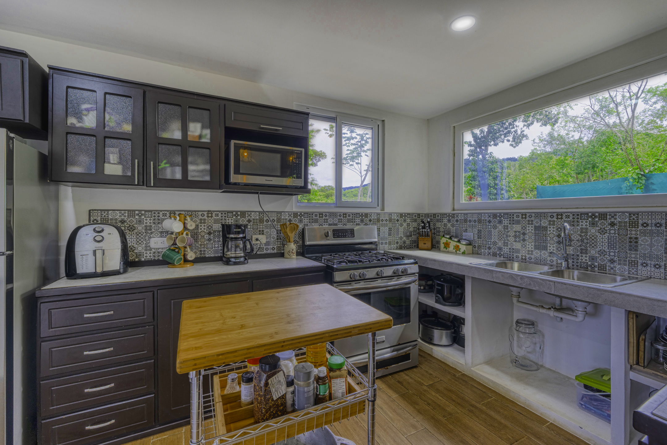 2 bed Single Family Homes For Sale in Dominical, Puntarenas - thumb 11