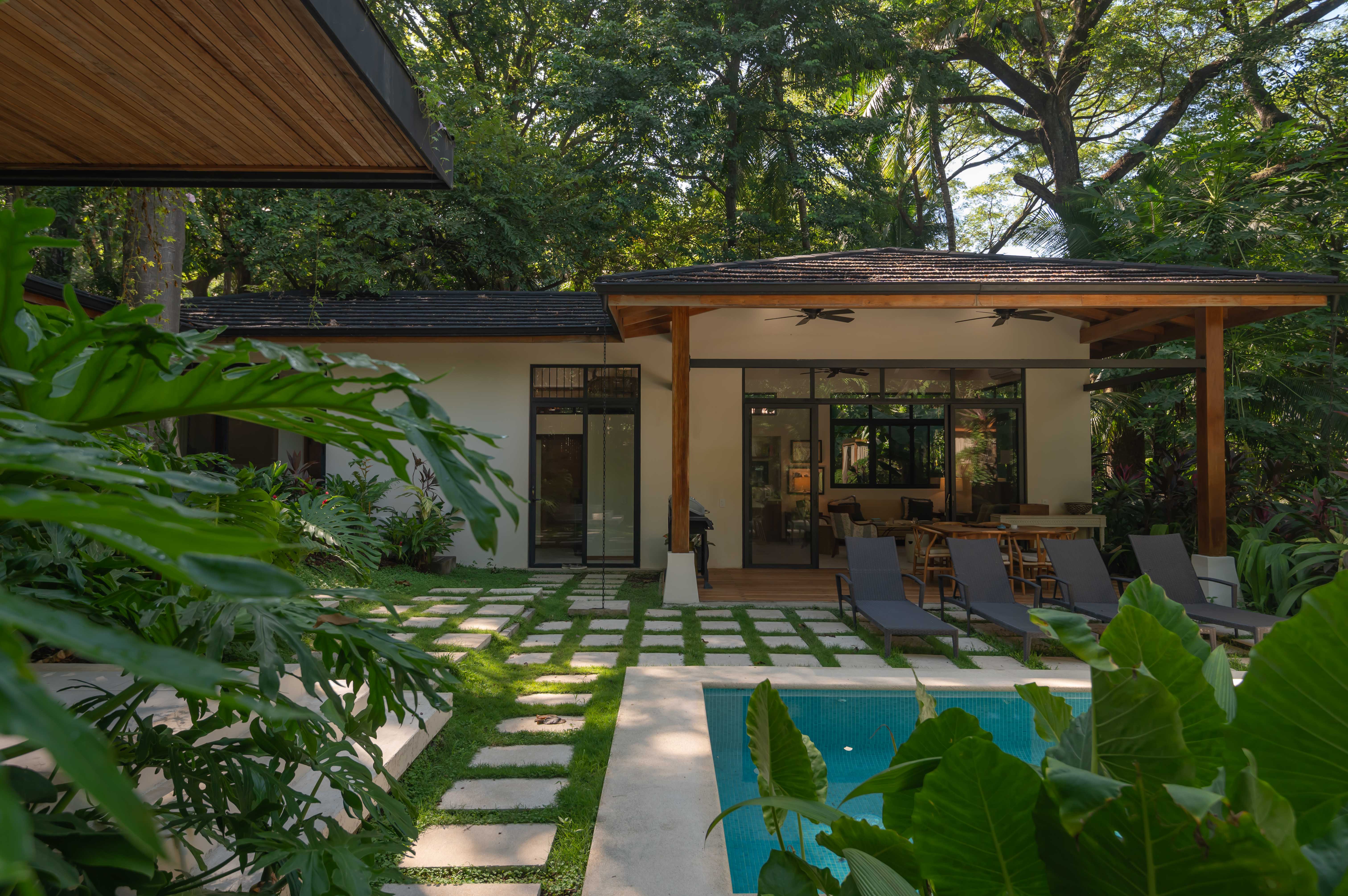 2 bed Single Family Homes For Sale in Santa Teresa, Puntarenas - thumb 4