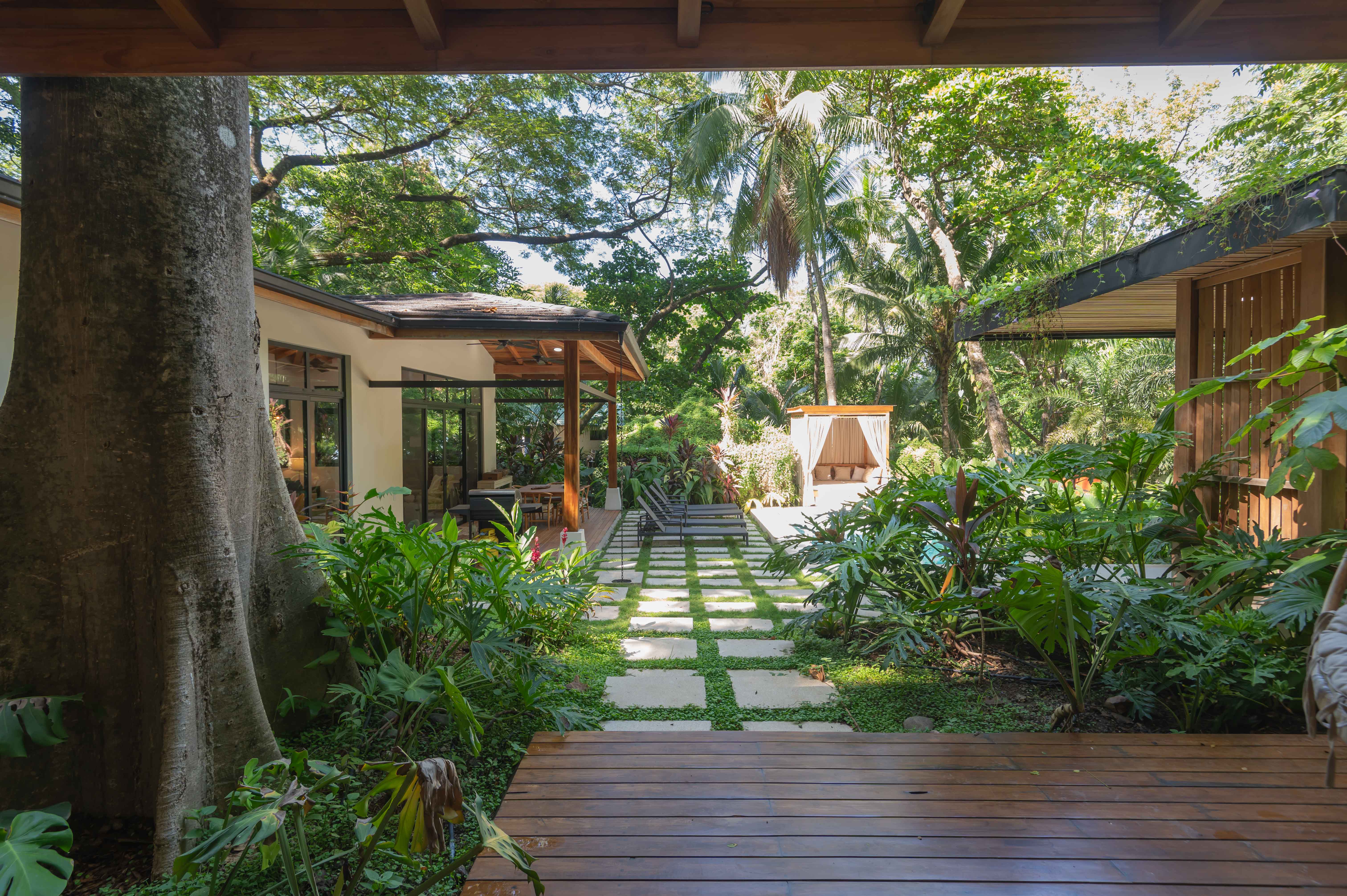 2 bed Single Family Homes For Sale in Santa Teresa, Puntarenas - thumb 24