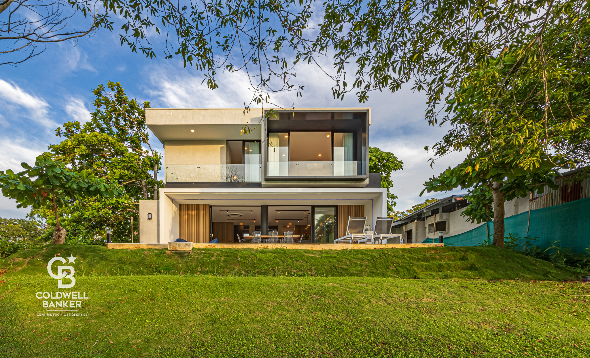 4 bed Single Family Homes For Sale in Playa Hermosa, Puntarenas - thumb 26