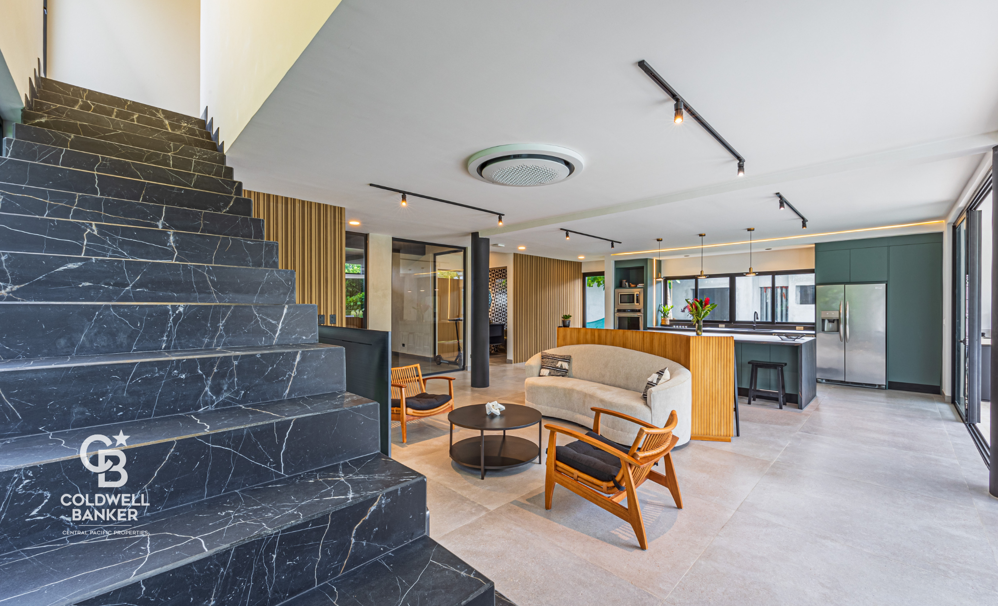 4 bed Single Family Homes For Sale in Playa Hermosa, Puntarenas - thumb 18