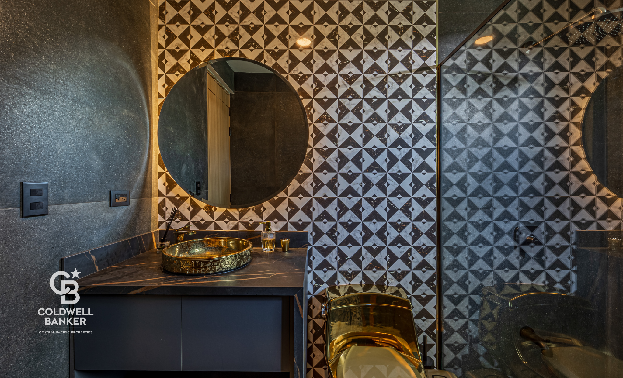 4 bed Single Family Homes For Sale in Playa Hermosa, Puntarenas - thumb 27