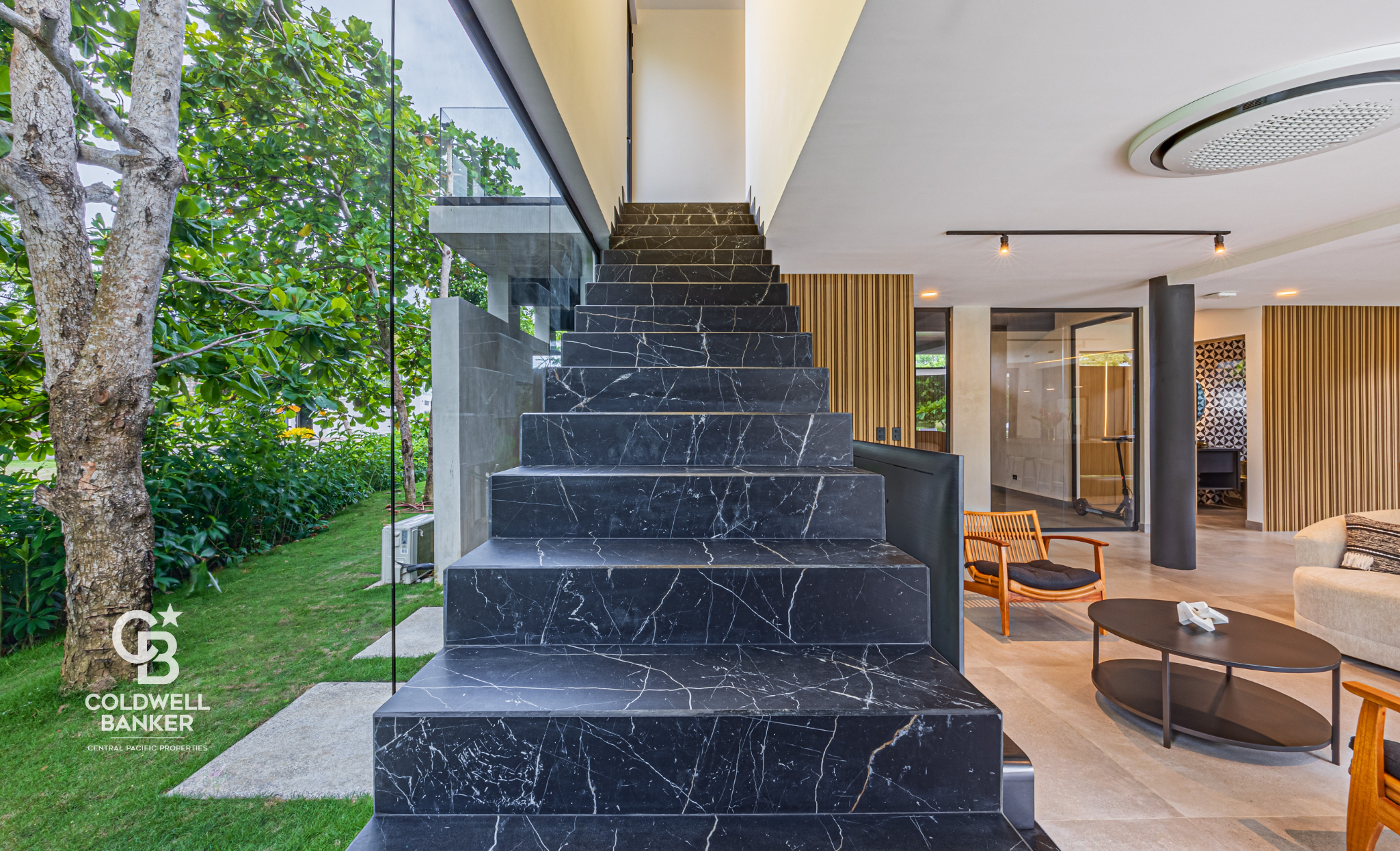 4 bed Single Family Homes For Sale in Playa Hermosa, Puntarenas - thumb 20