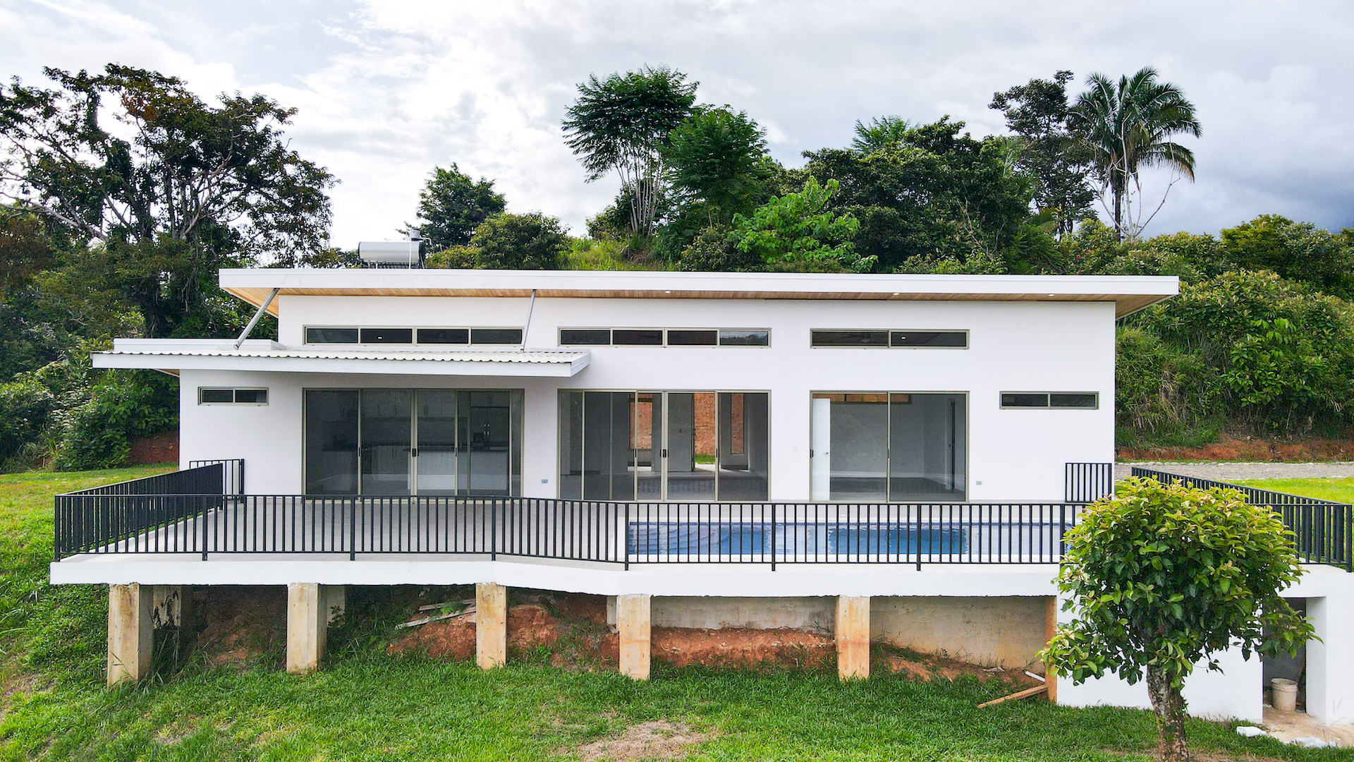 3 bed Single Family Homes For Sale in Ojochal, Puntarenas - thumb 4