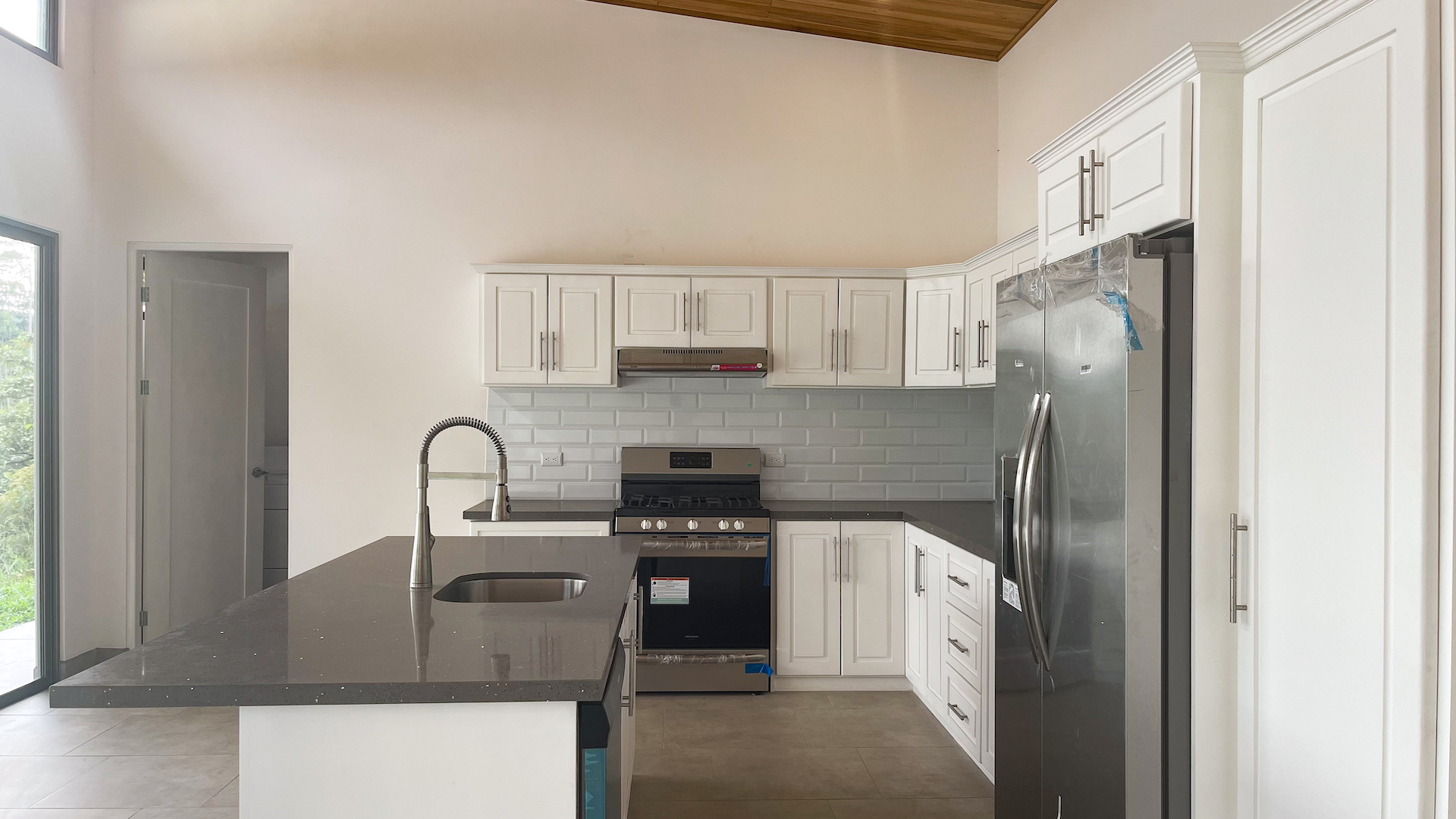 3 bed Single Family Homes For Sale in Ojochal, Puntarenas - thumb 11