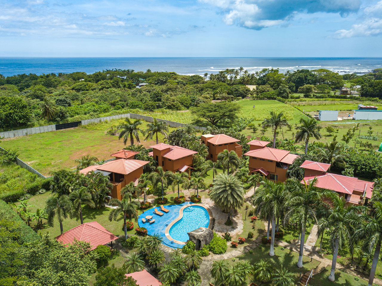2 bed Condo For Sale in Junquillal, Guanacaste - thumb 2