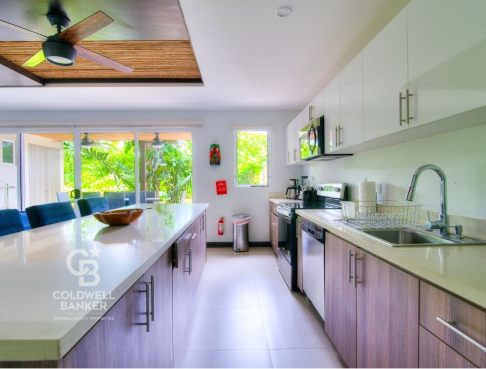 4 bed Single Family Homes For Sale in Jaco, Puntarenas - thumb 25