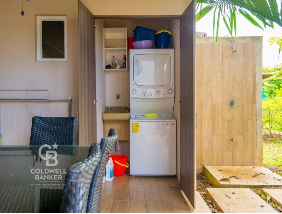 4 bed Single Family Homes For Sale in Jaco, Puntarenas - thumb 4