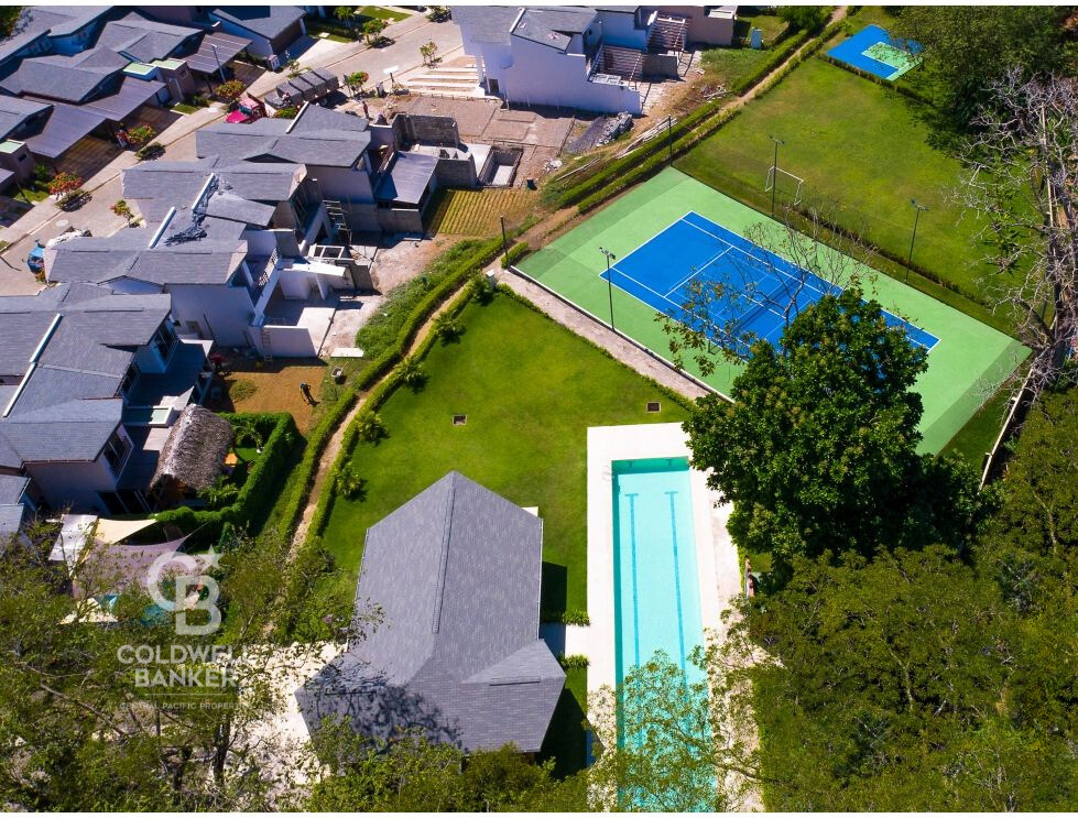 4 bed Single Family Homes For Sale in Jaco, Puntarenas - thumb 21