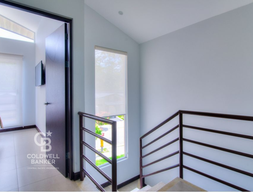 4 bed Single Family Homes For Sale in Jaco, Puntarenas - thumb 11