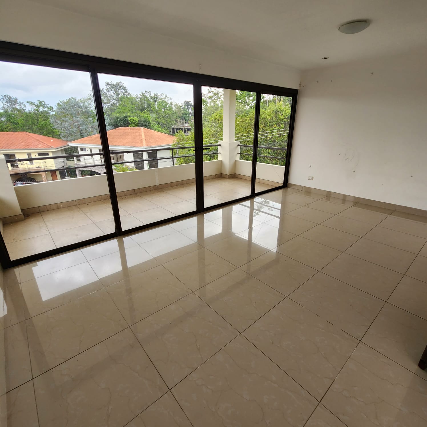4 bed Condo For Sale in Granadilla, San Jose - thumb 8