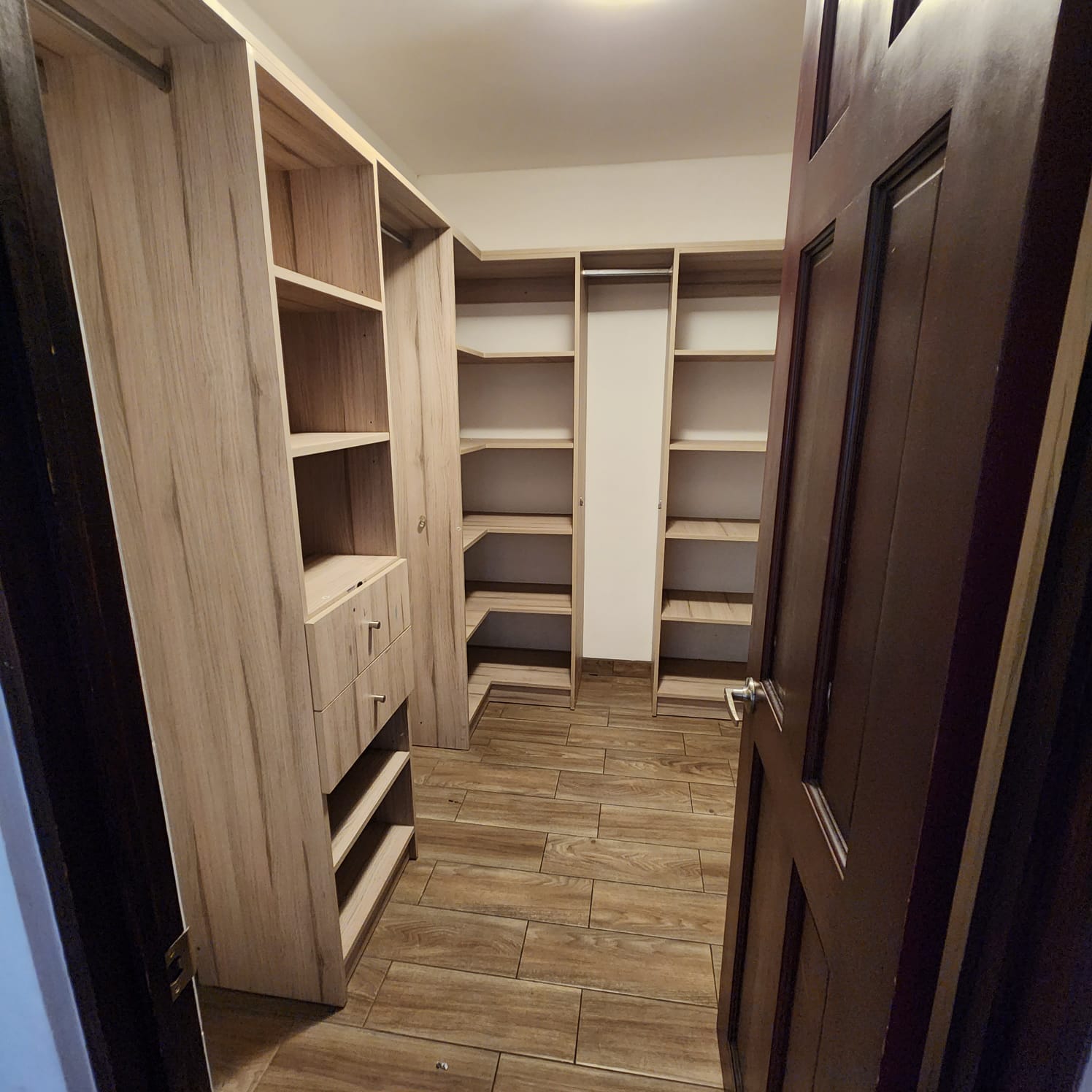 4 bed Condo For Sale in Granadilla, San Jose - thumb 6