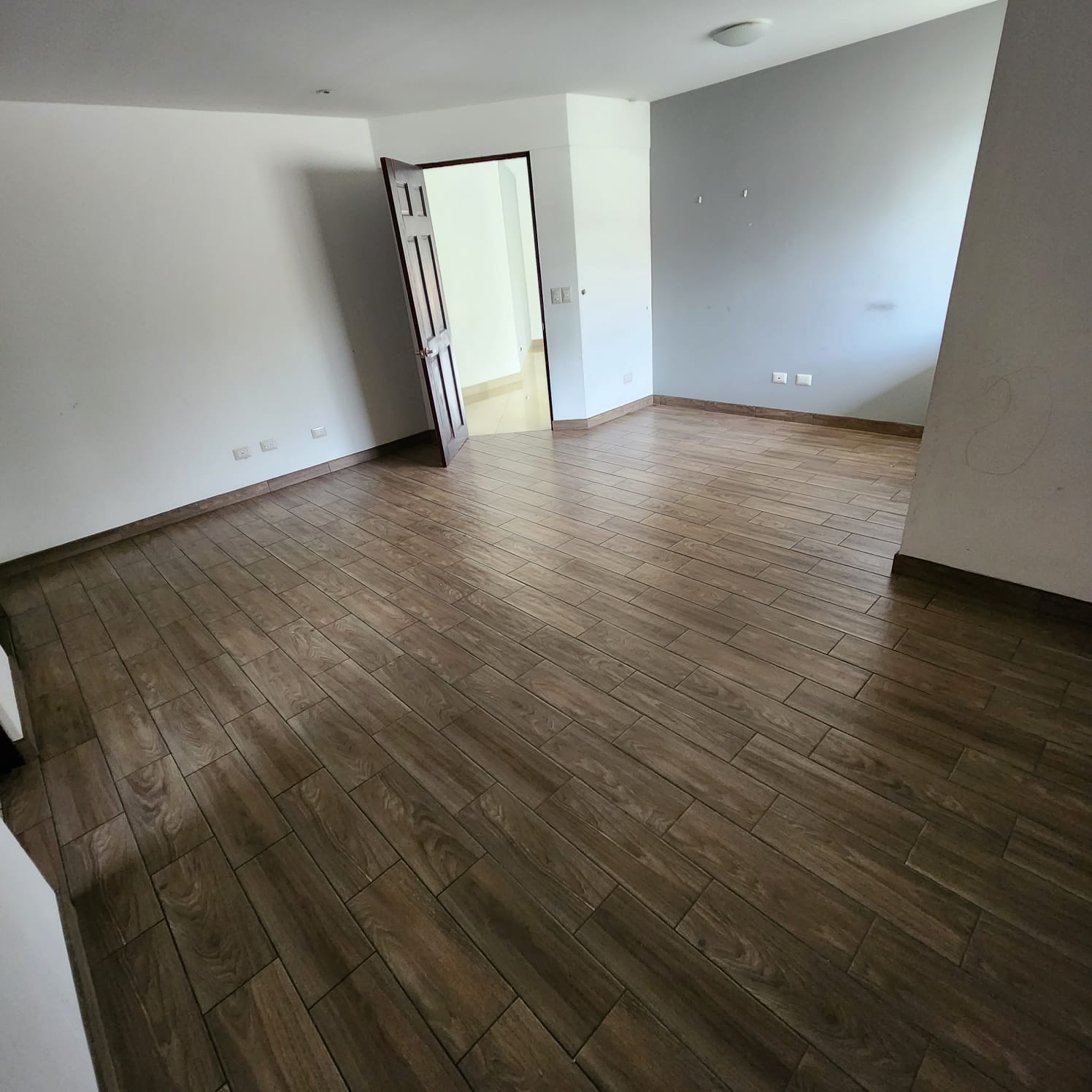 4 bed Condo For Sale in Granadilla, San Jose - thumb 4