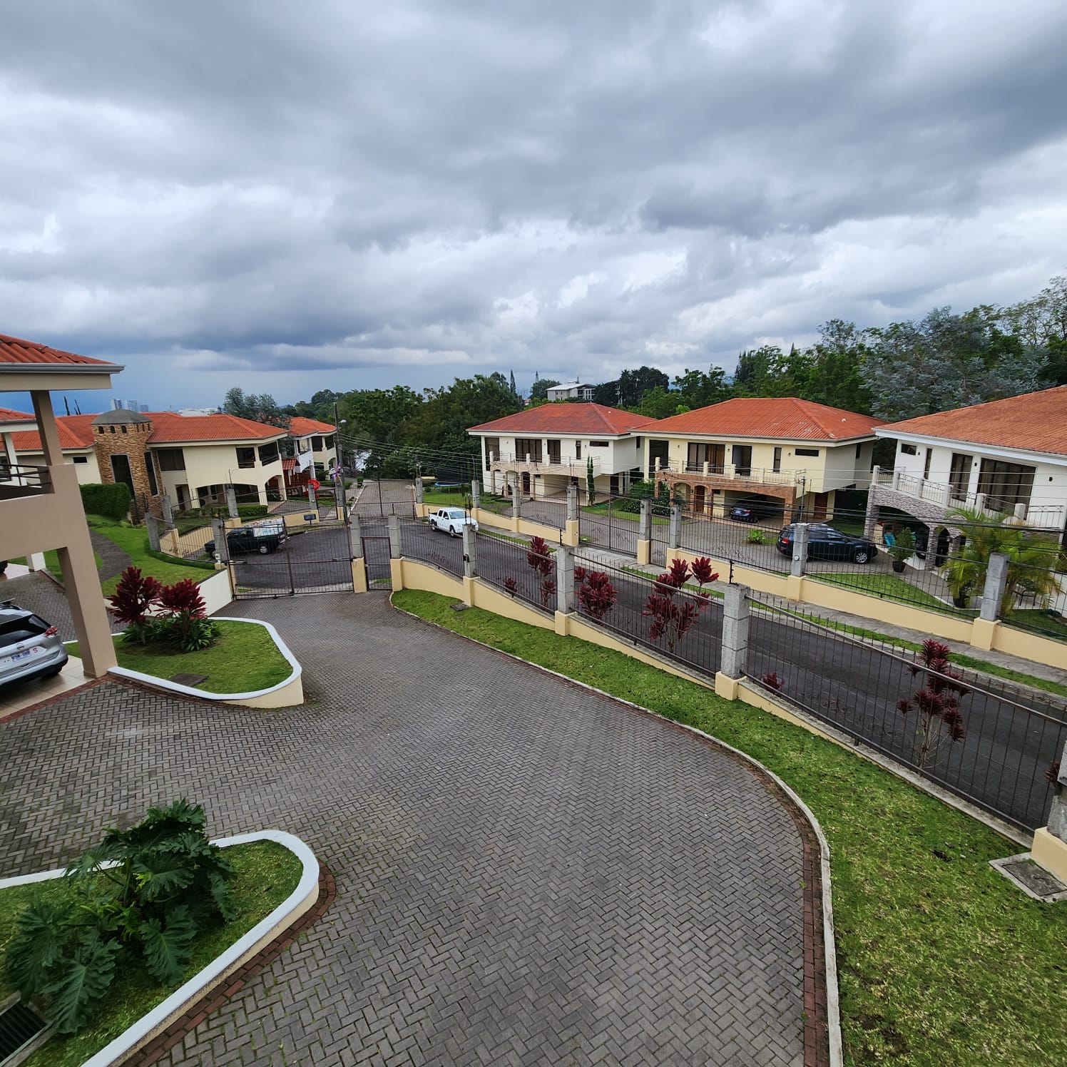 4 bed Condo For Sale in Granadilla, San Jose - thumb 12