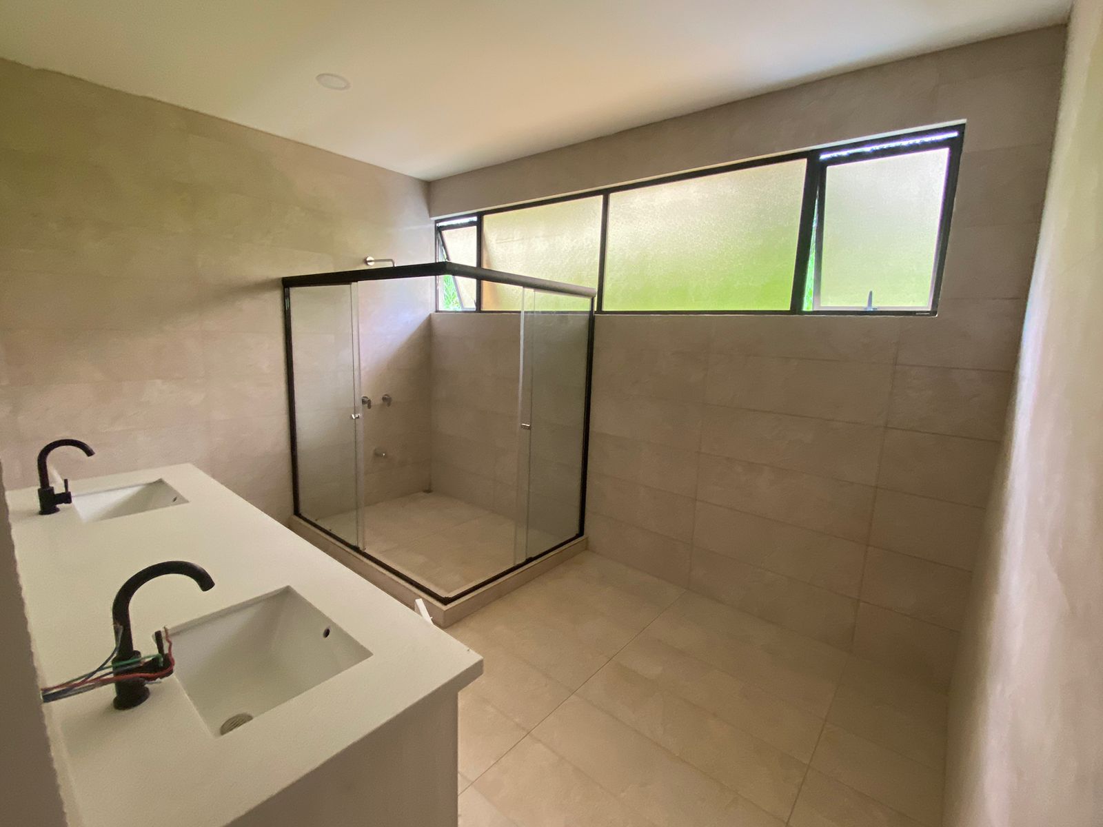 4 bed Condo For Rent in Granadilla, San Jose - thumb 7