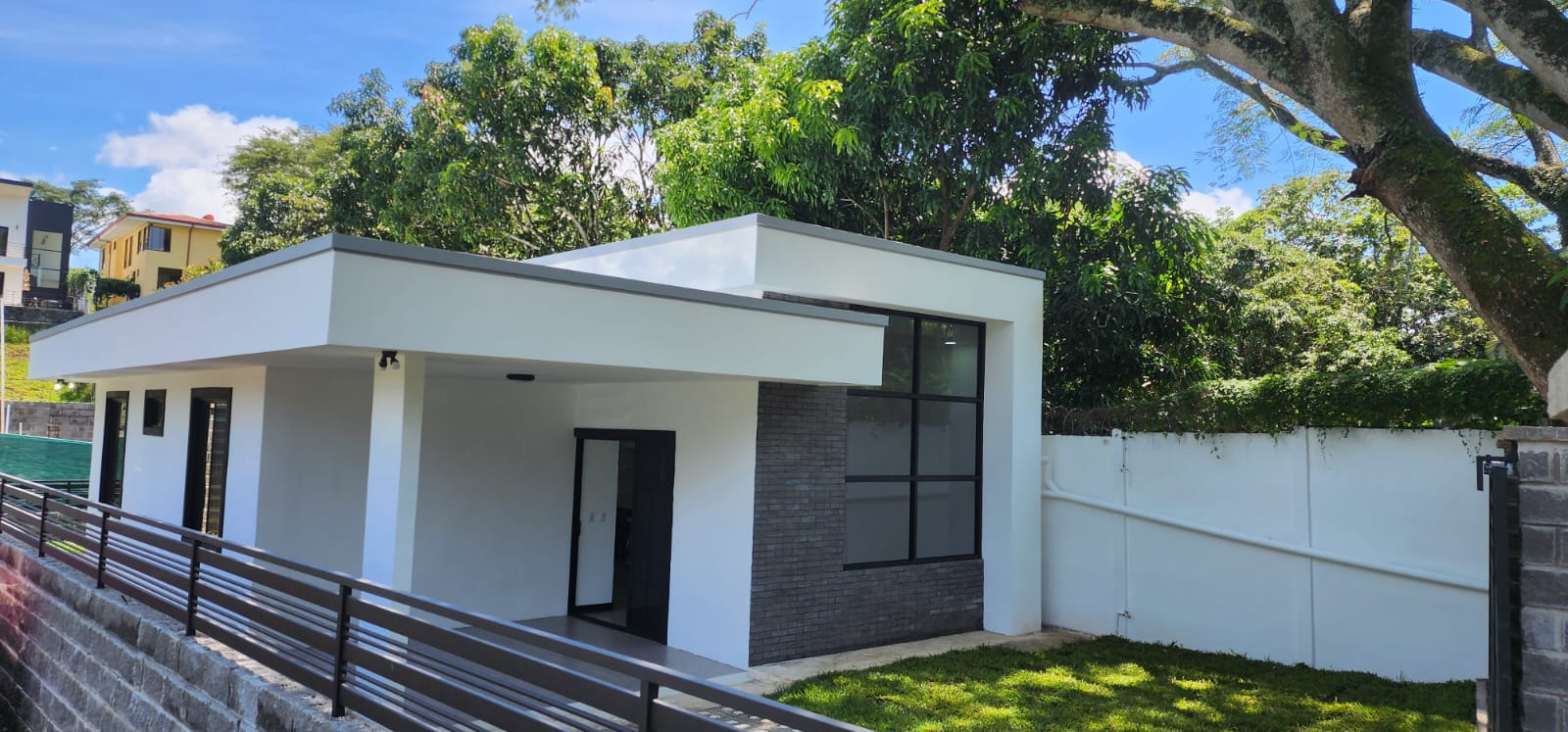 2 bed Single Family Homes For Sale in Atenas, Alajuela - thumb 12