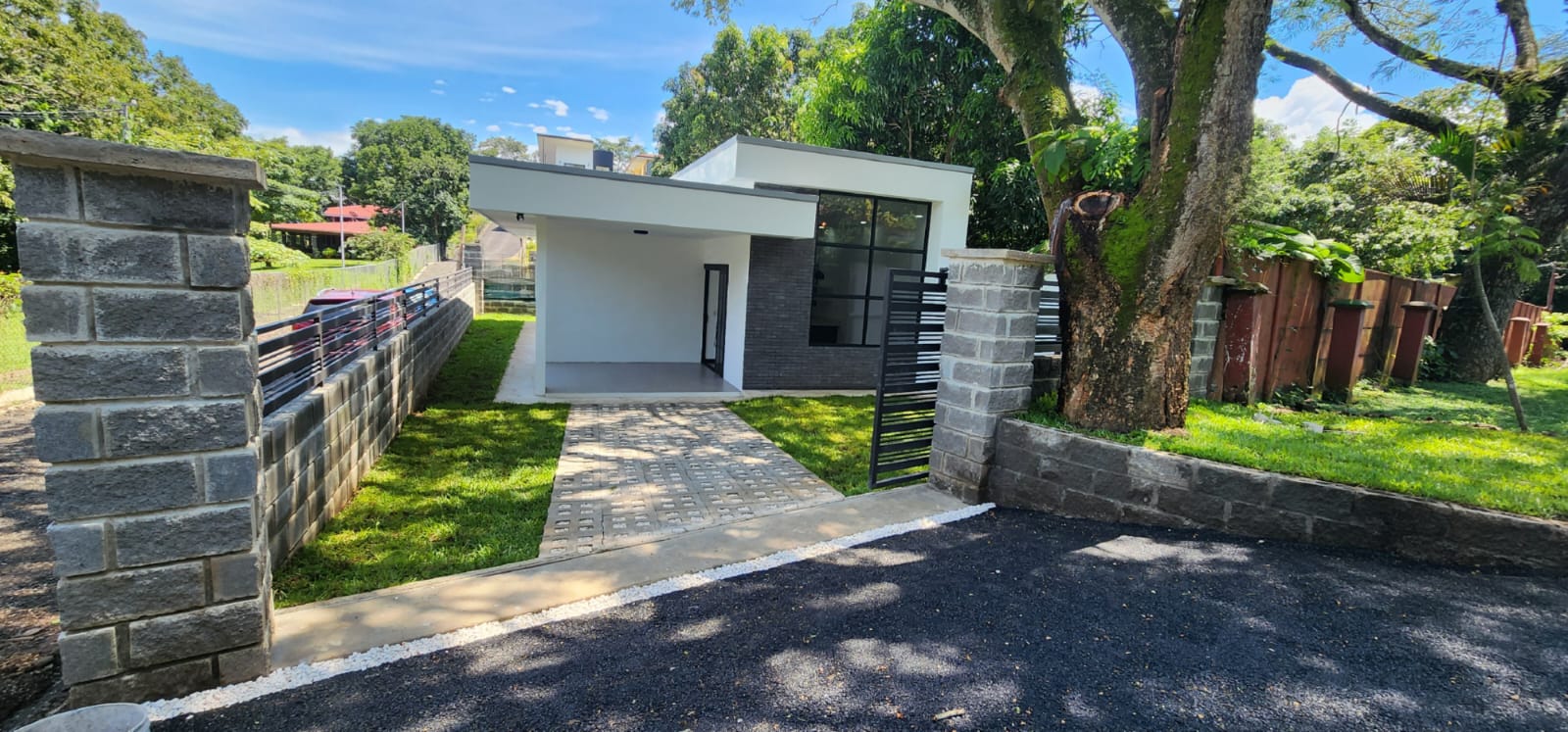 2 bed Single Family Homes For Sale in Atenas, Alajuela - thumb 11