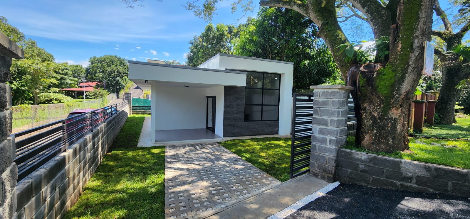 2 bed Single Family Homes For Sale in Atenas, Alajuela - thumb 1