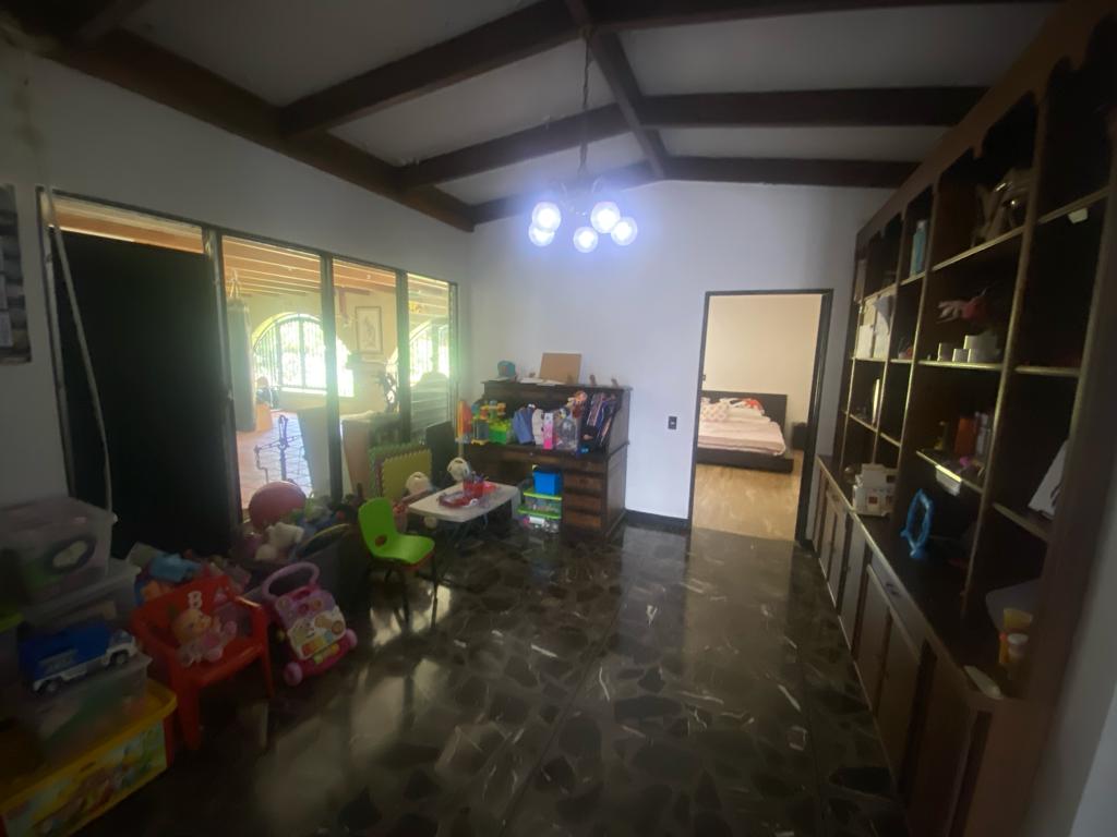 3 bed Single Family Homes For Sale in Curridabat, San Jose - thumb 18