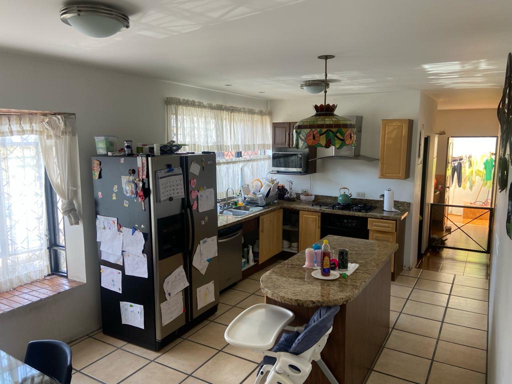 3 bed Single Family Homes For Sale in Curridabat, San Jose - thumb 9