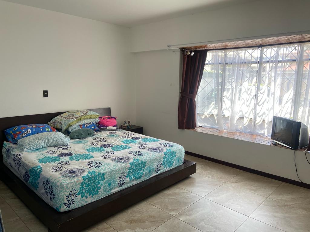 3 bed Single Family Homes For Sale in Curridabat, San Jose - thumb 16